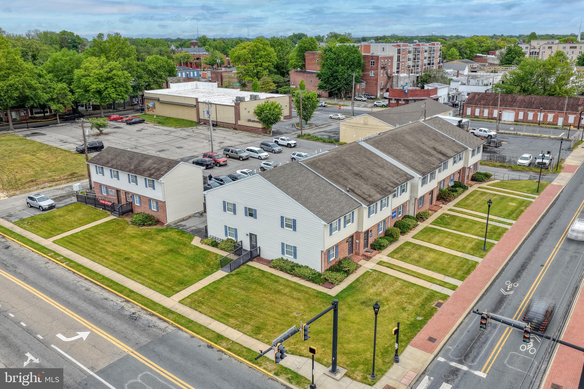 371 W NORTH STREET UNIT A AND UNIT B
