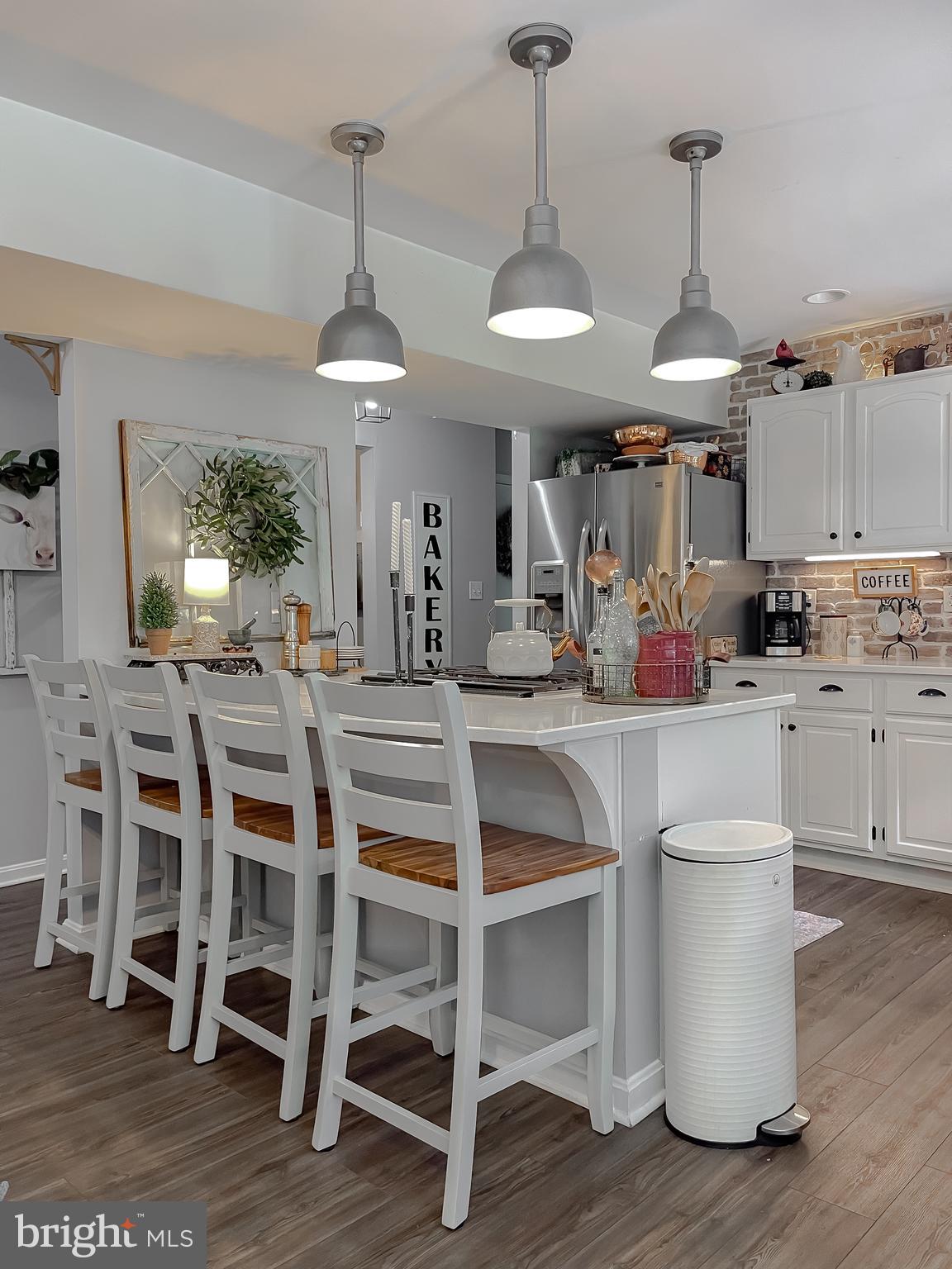 SOCIETY HILL - Residential