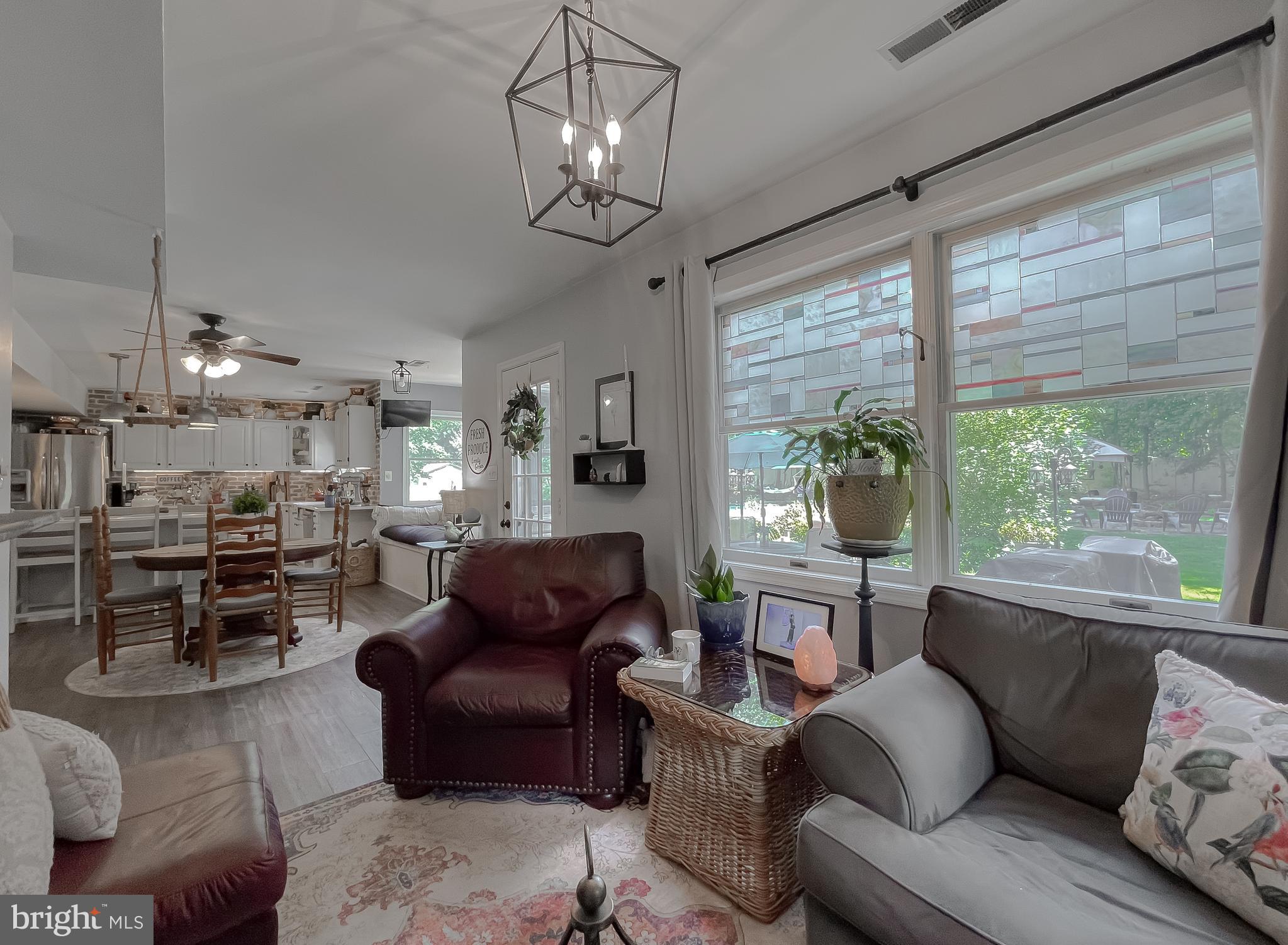 SOCIETY HILL - Residential