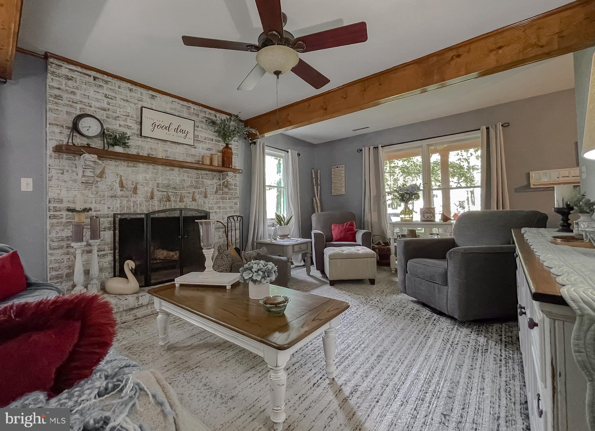 SOCIETY HILL - Residential