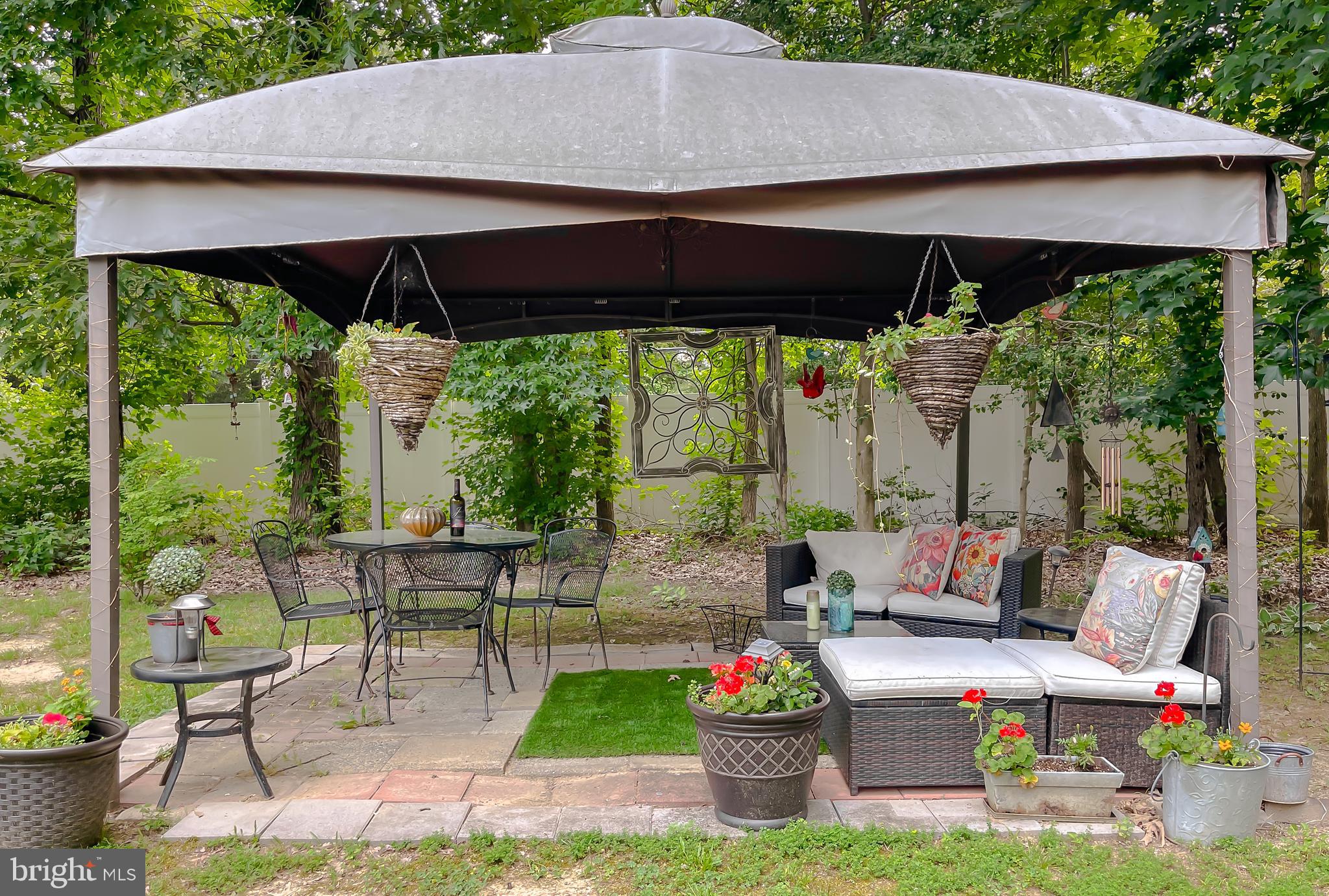 SOCIETY HILL - Residential