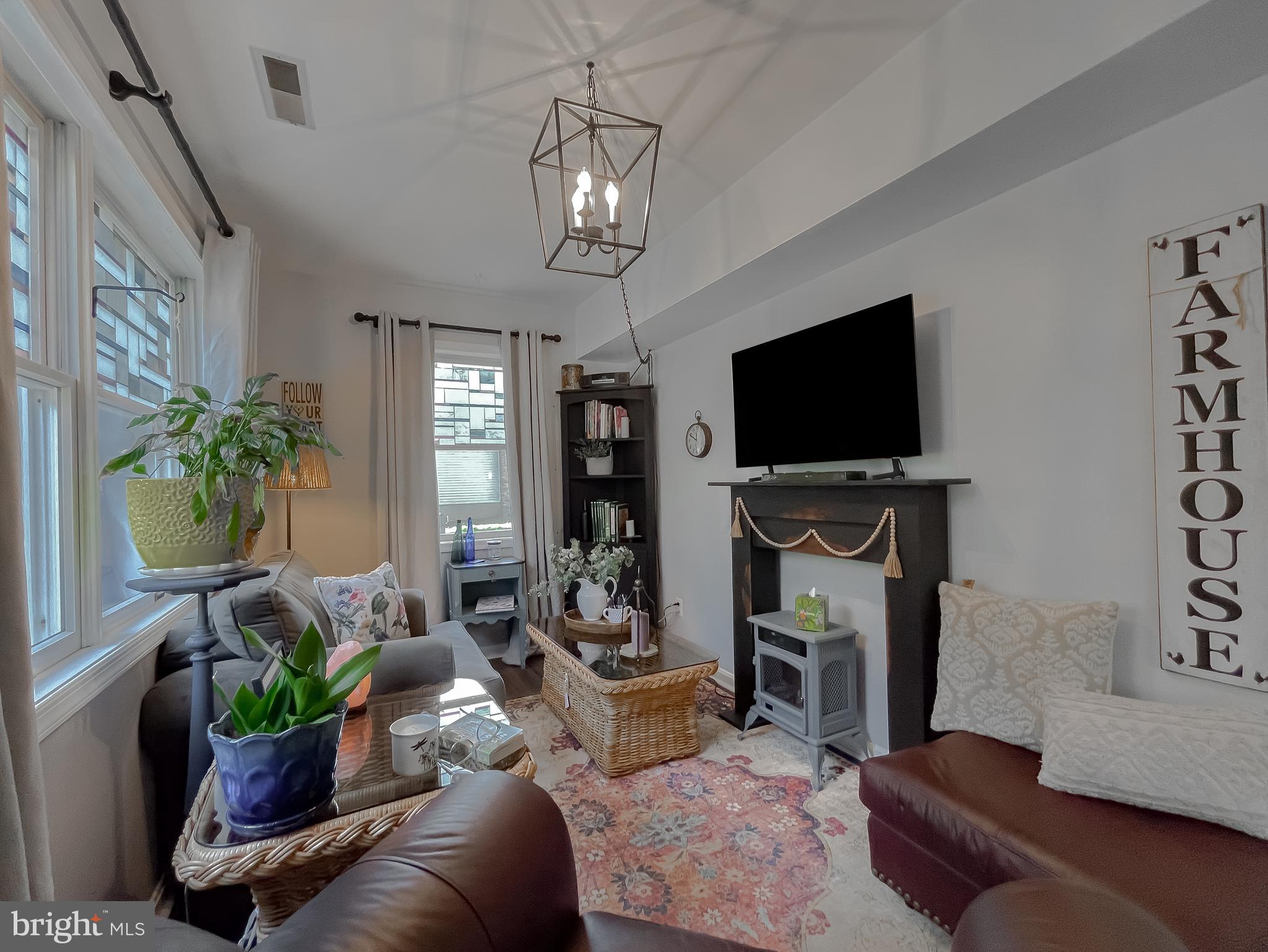 SOCIETY HILL - Residential