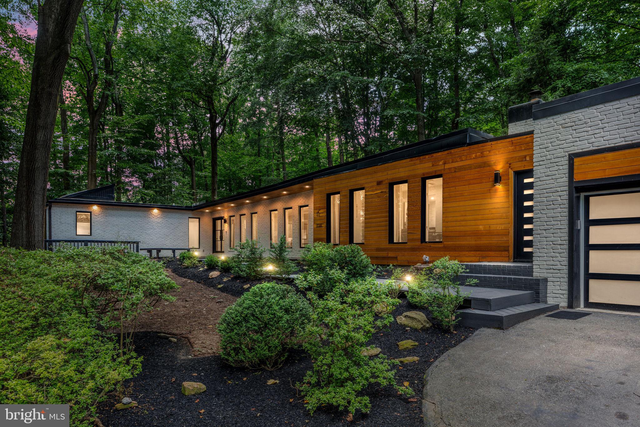 POTOMAC OUTSIDE - Residential