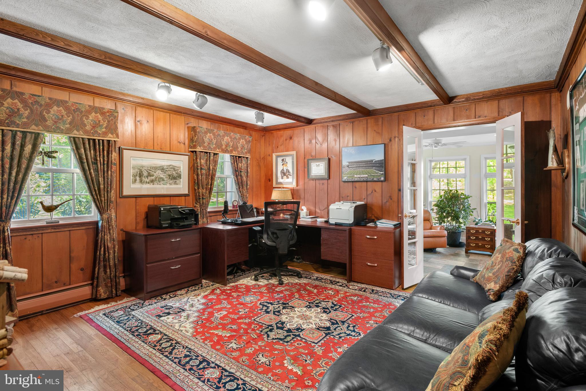 RADNOR HUNT - Residential