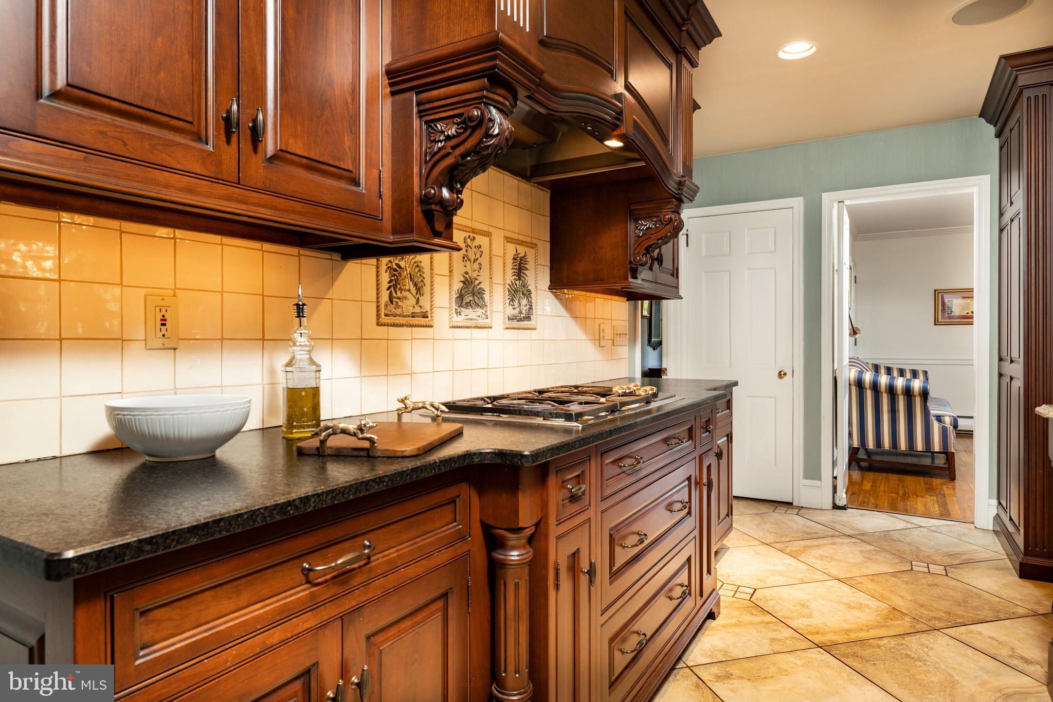 RADNOR HUNT - Residential