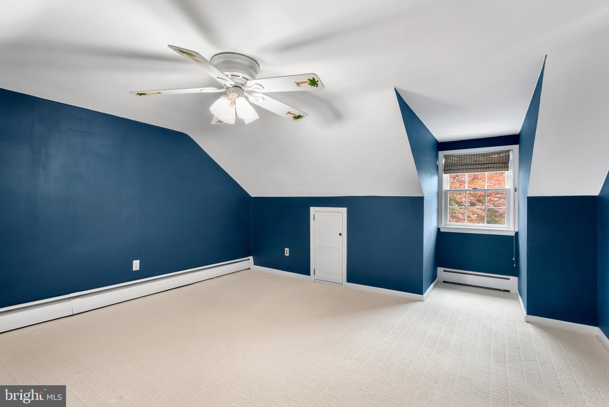 RADNOR HUNT - Residential