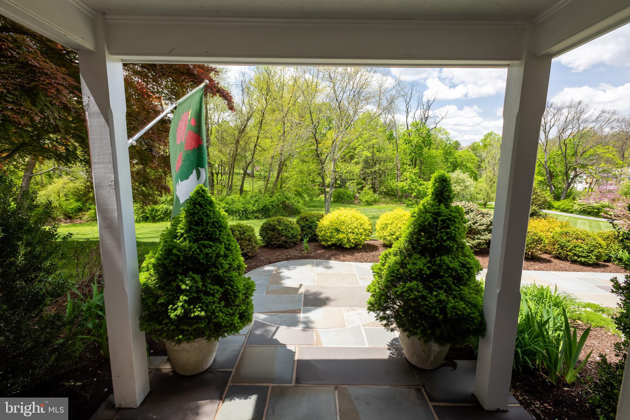 RADNOR HUNT - Residential