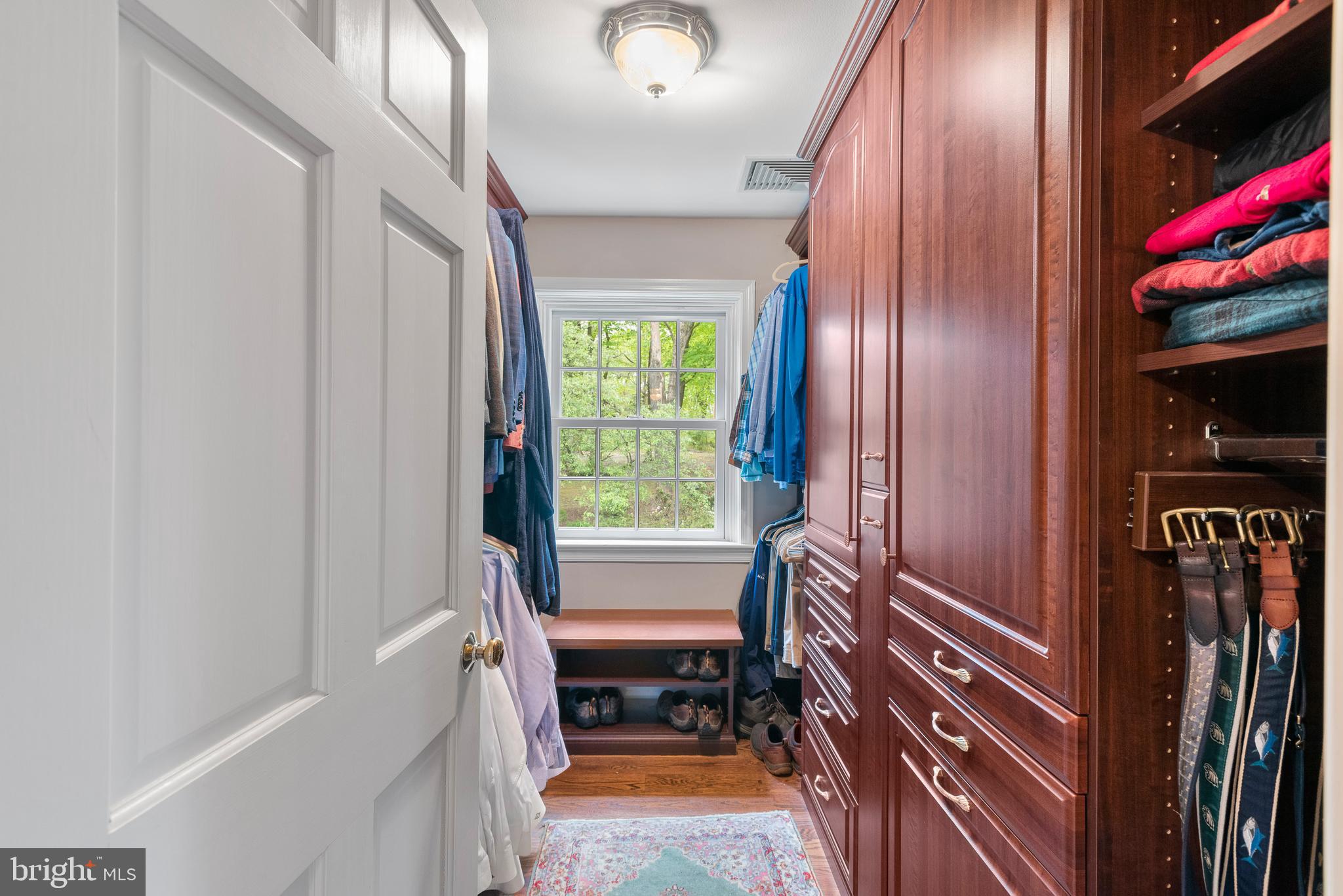 RADNOR HUNT - Residential