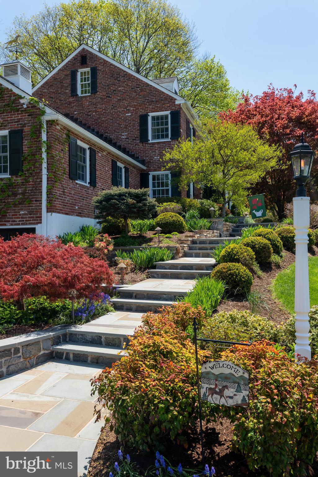 RADNOR HUNT - Residential