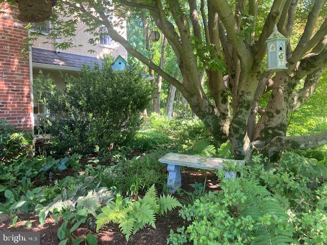 RADNOR HUNT - Residential