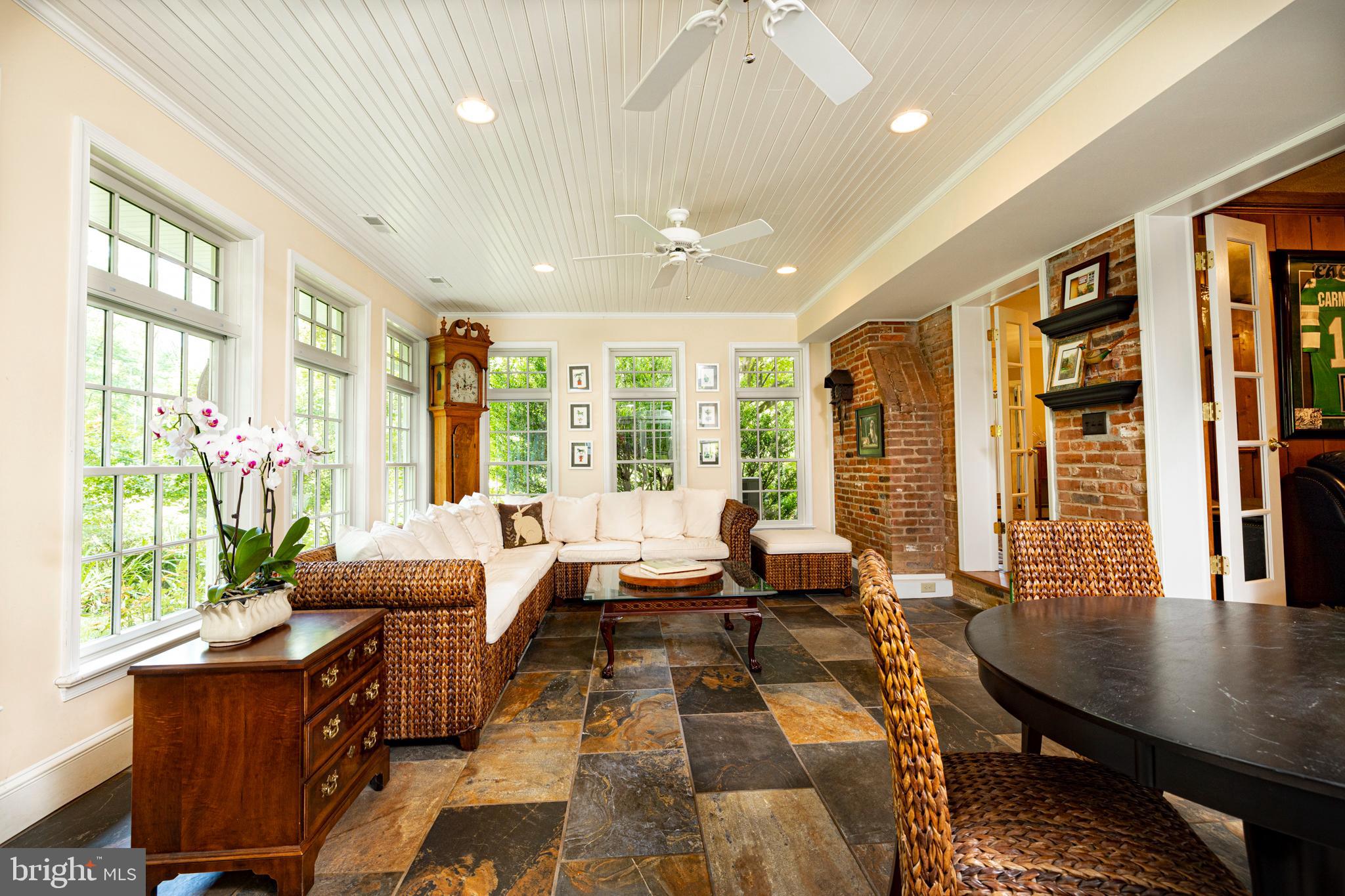 RADNOR HUNT - Residential