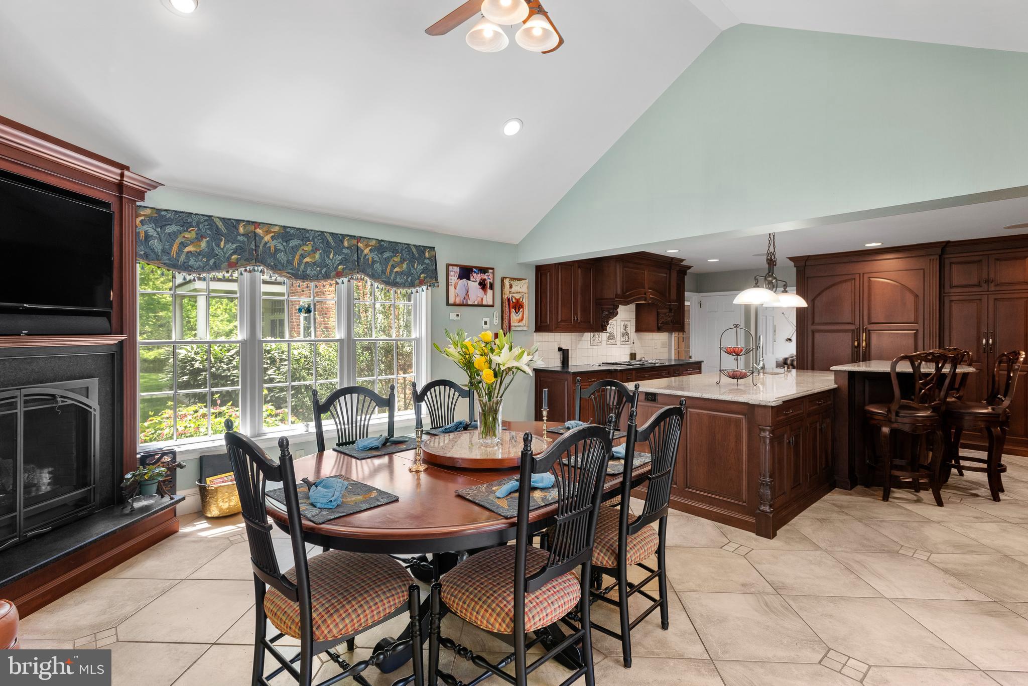 RADNOR HUNT - Residential