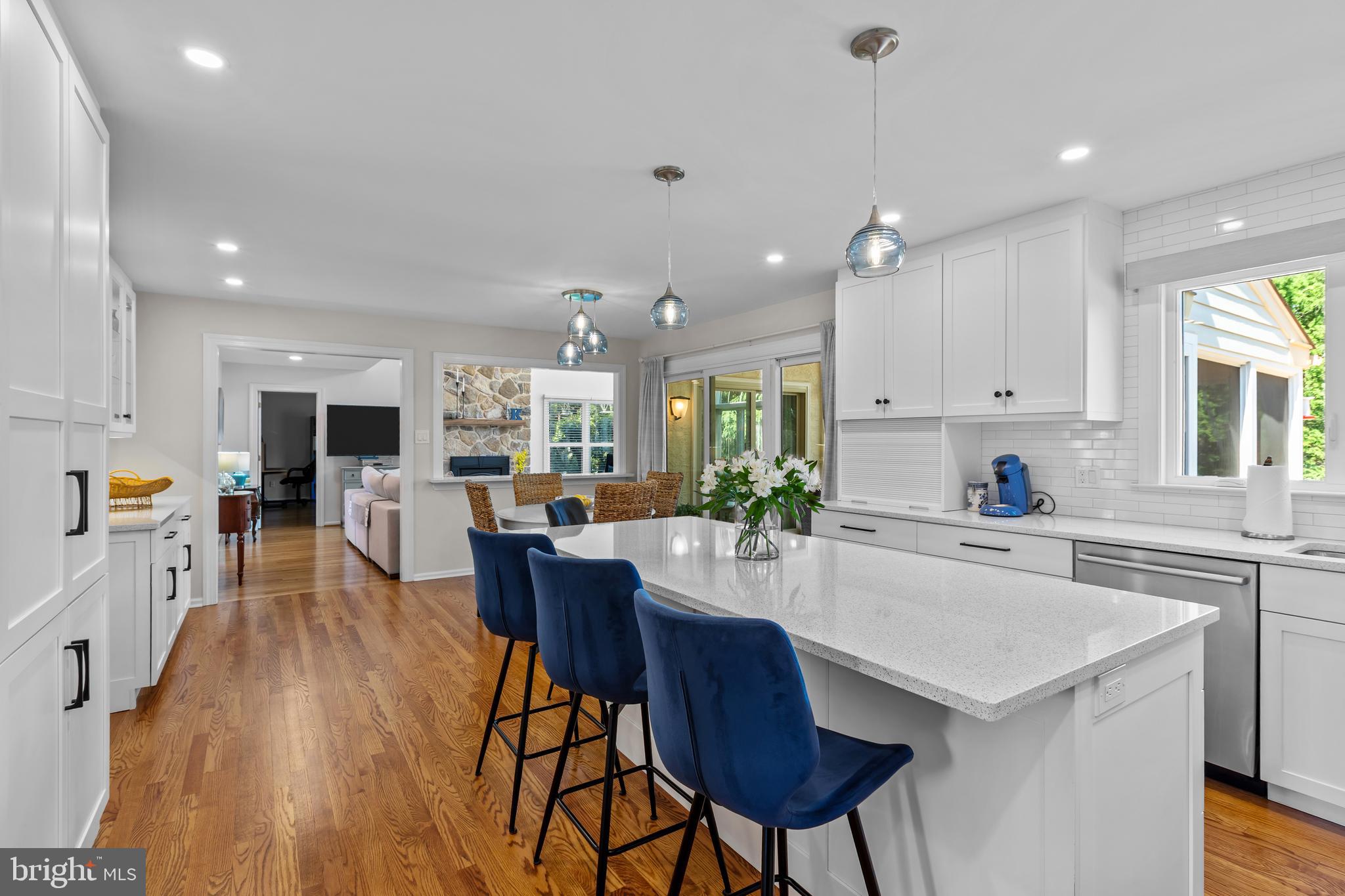 HICKORY HILL - Residential