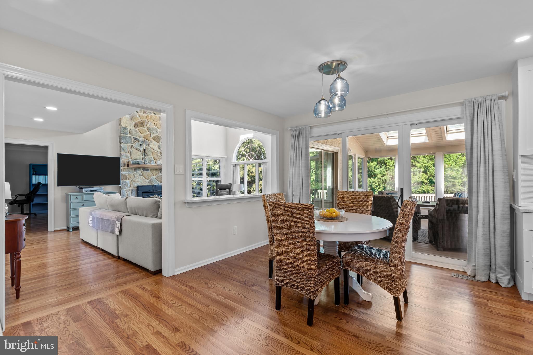HICKORY HILL - Residential