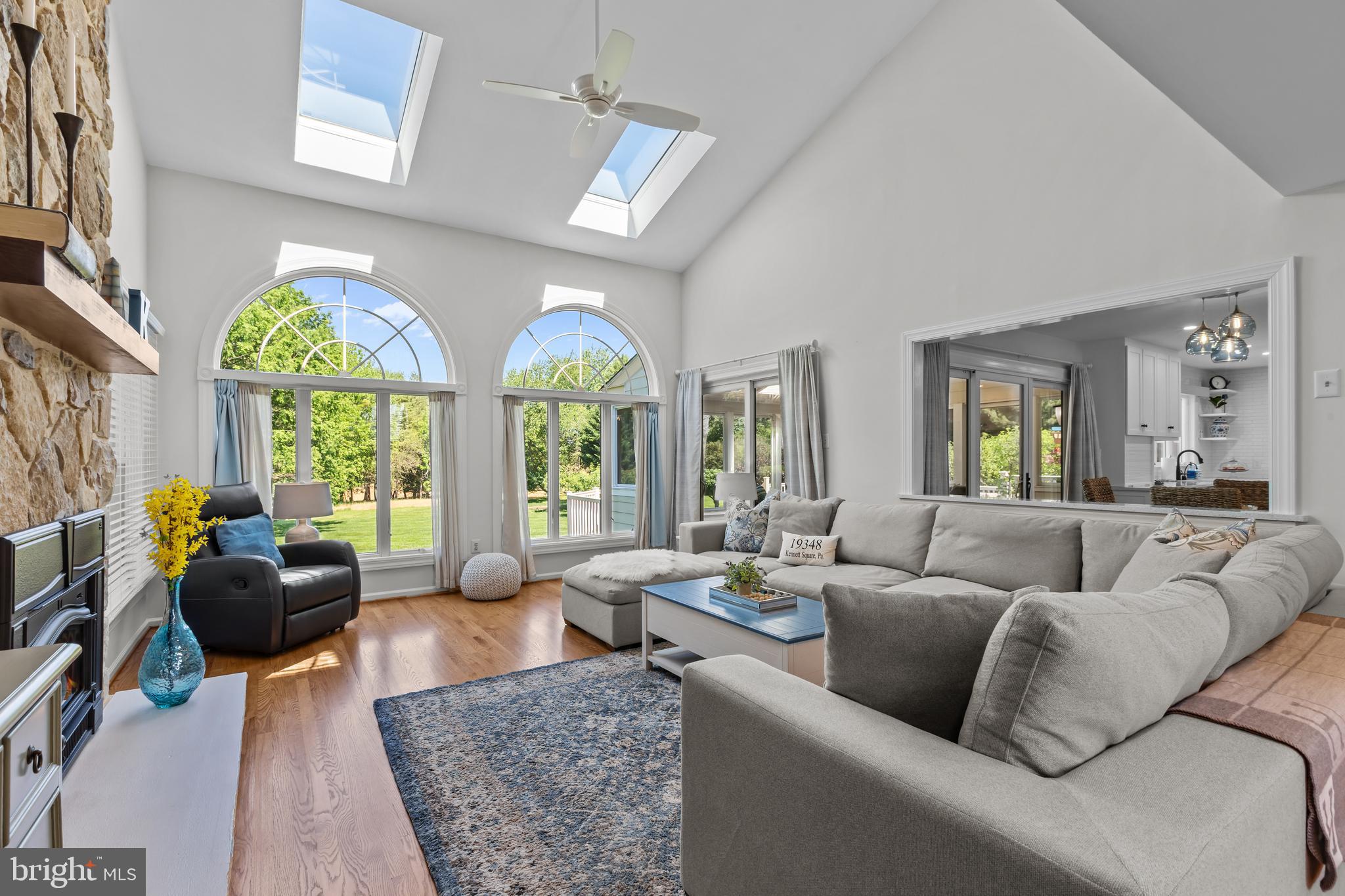 HICKORY HILL - Residential