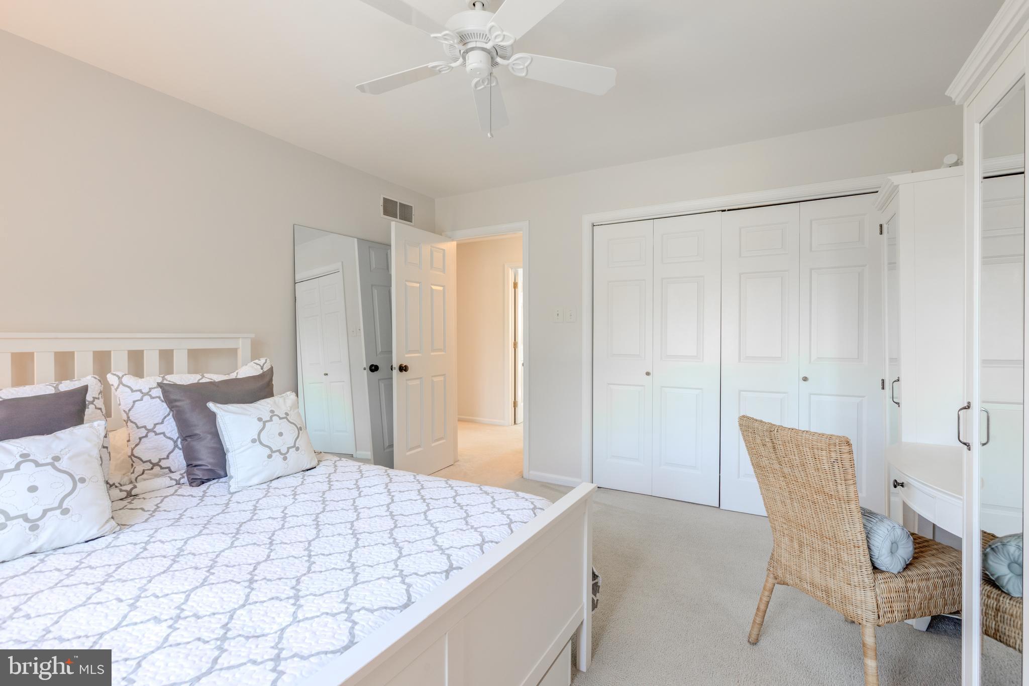 HICKORY HILL - Residential