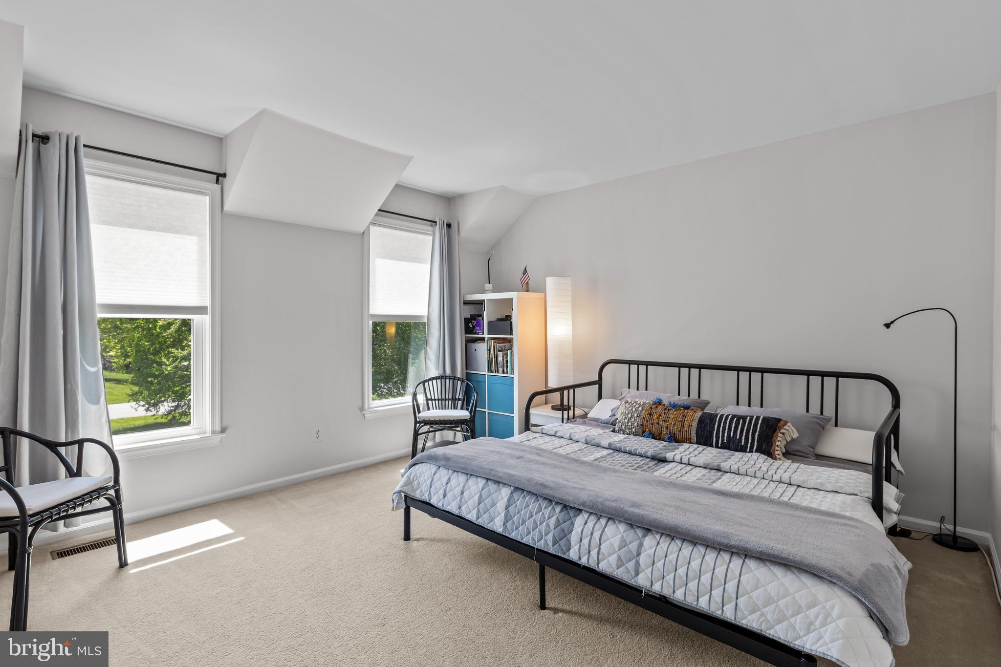 HICKORY HILL - Residential