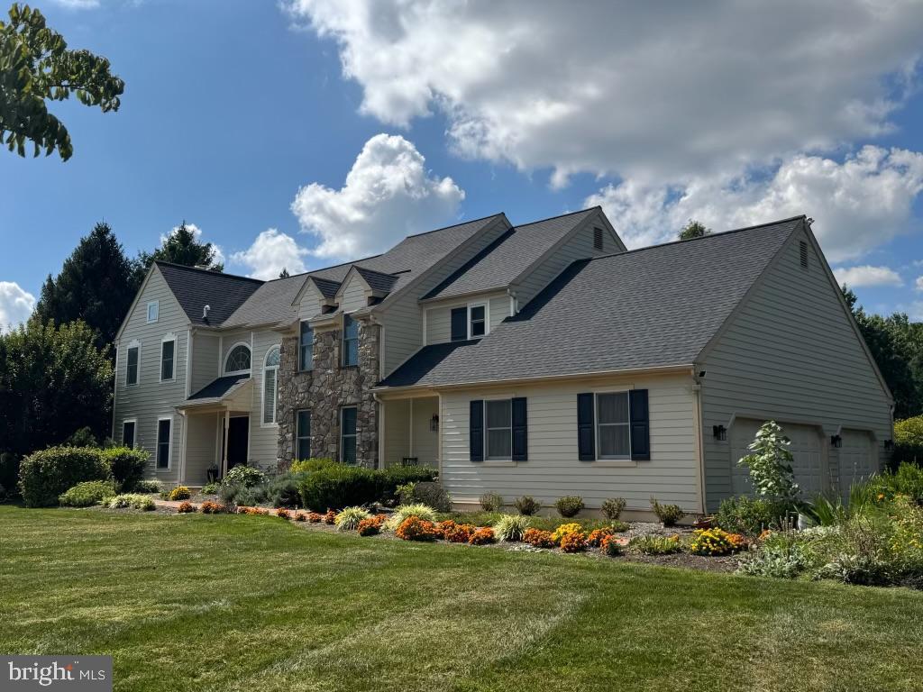 HICKORY HILL - Residential