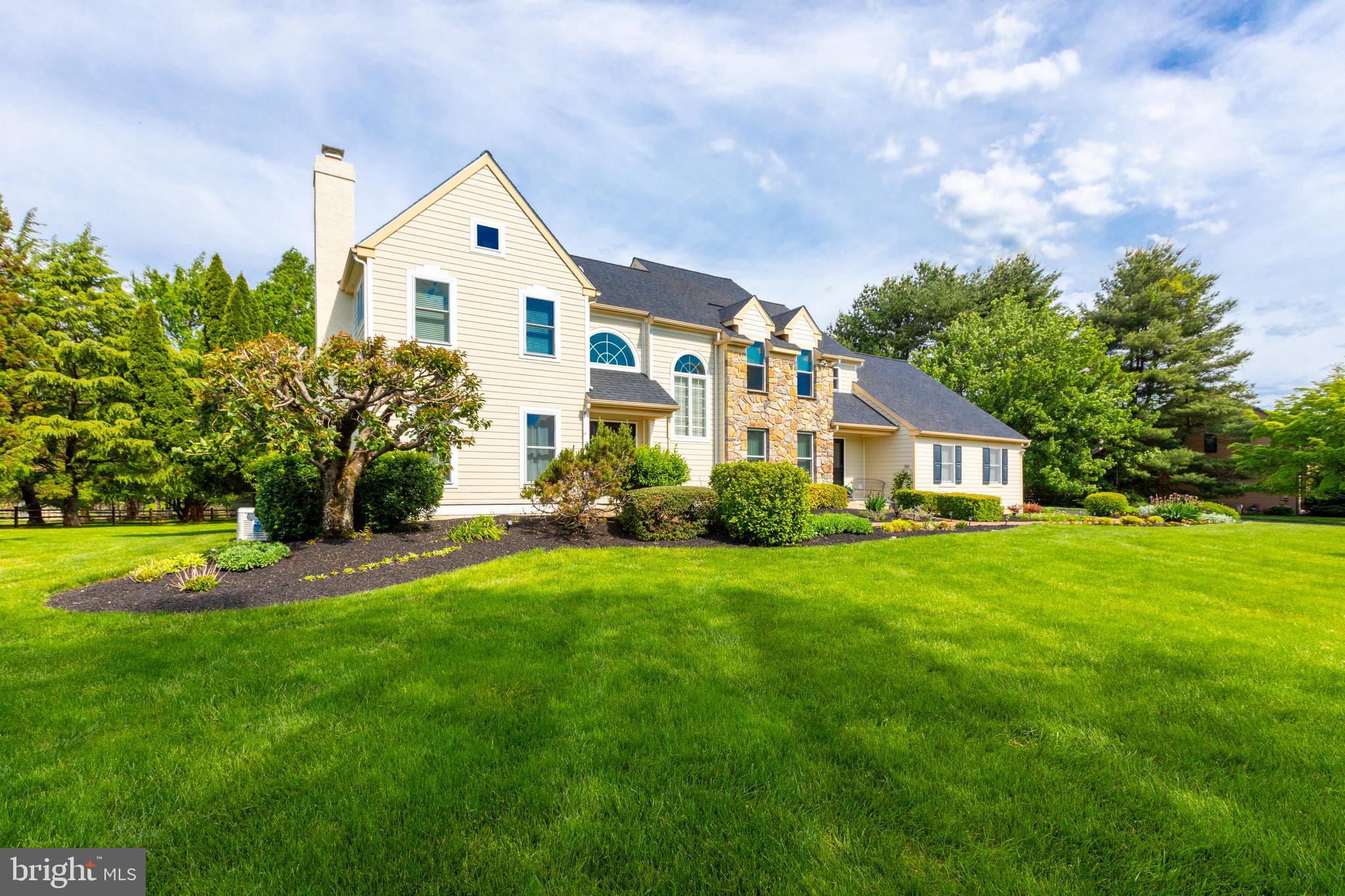 293 HICKORY DRIVE