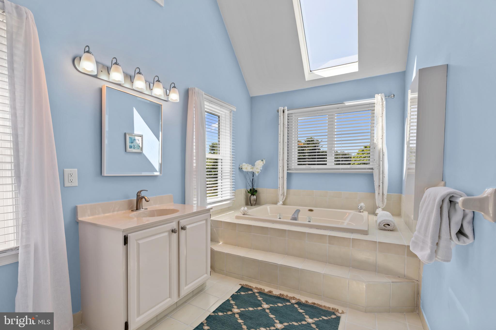 HICKORY HILL - Residential