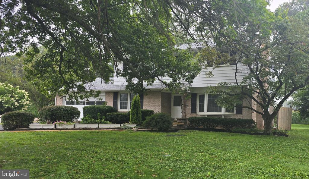 Photo of 1734 Becker Road, MANHEIM, PA 17545 (MLS # PALA2075346)