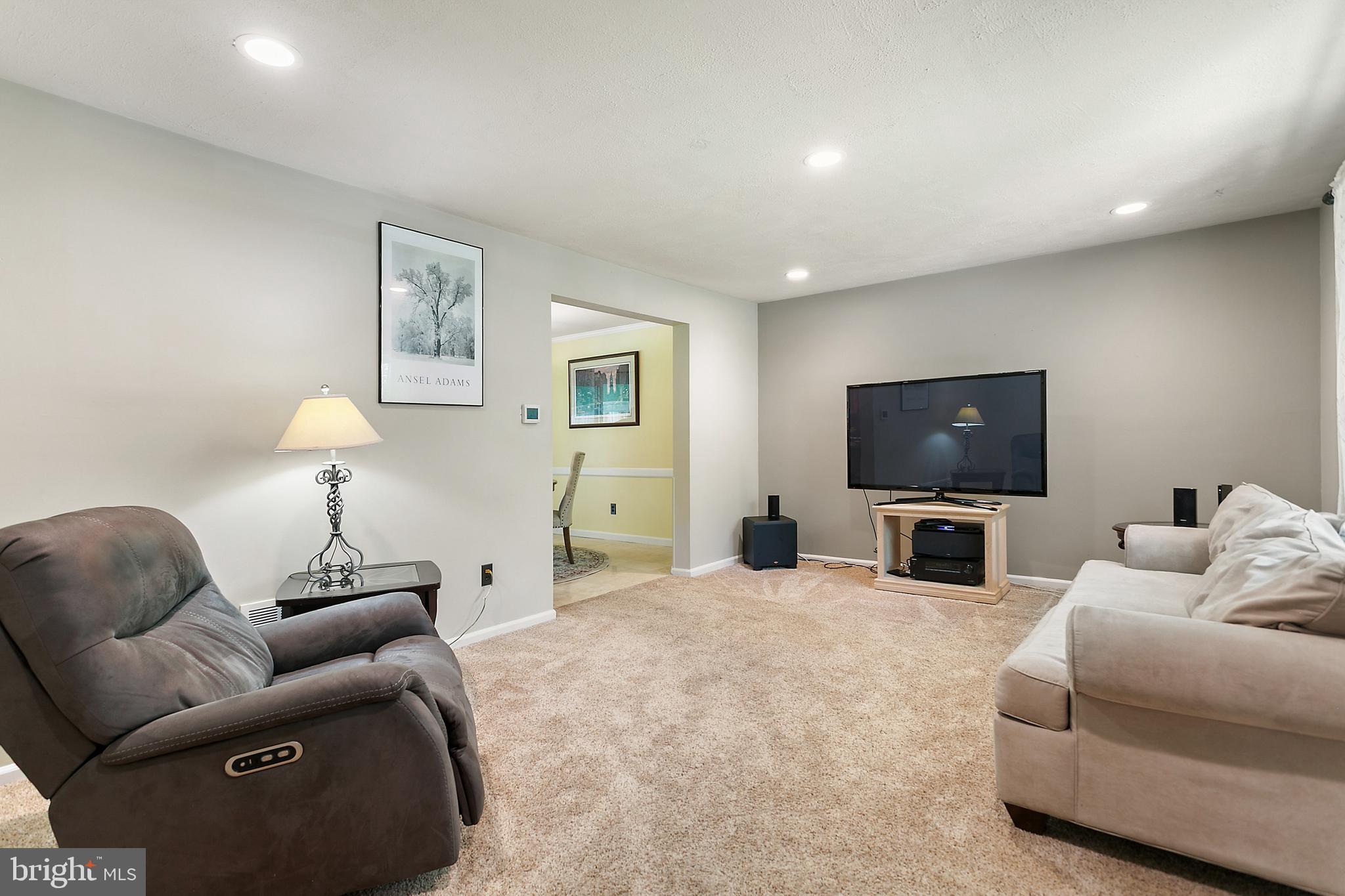 718 BICKING DRIVE
