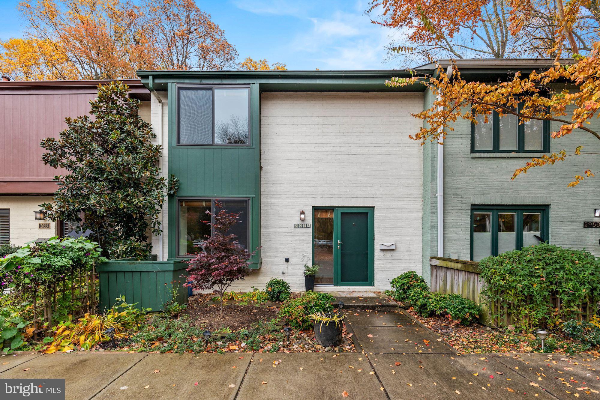 2057 GOLF COURSE DRIVE