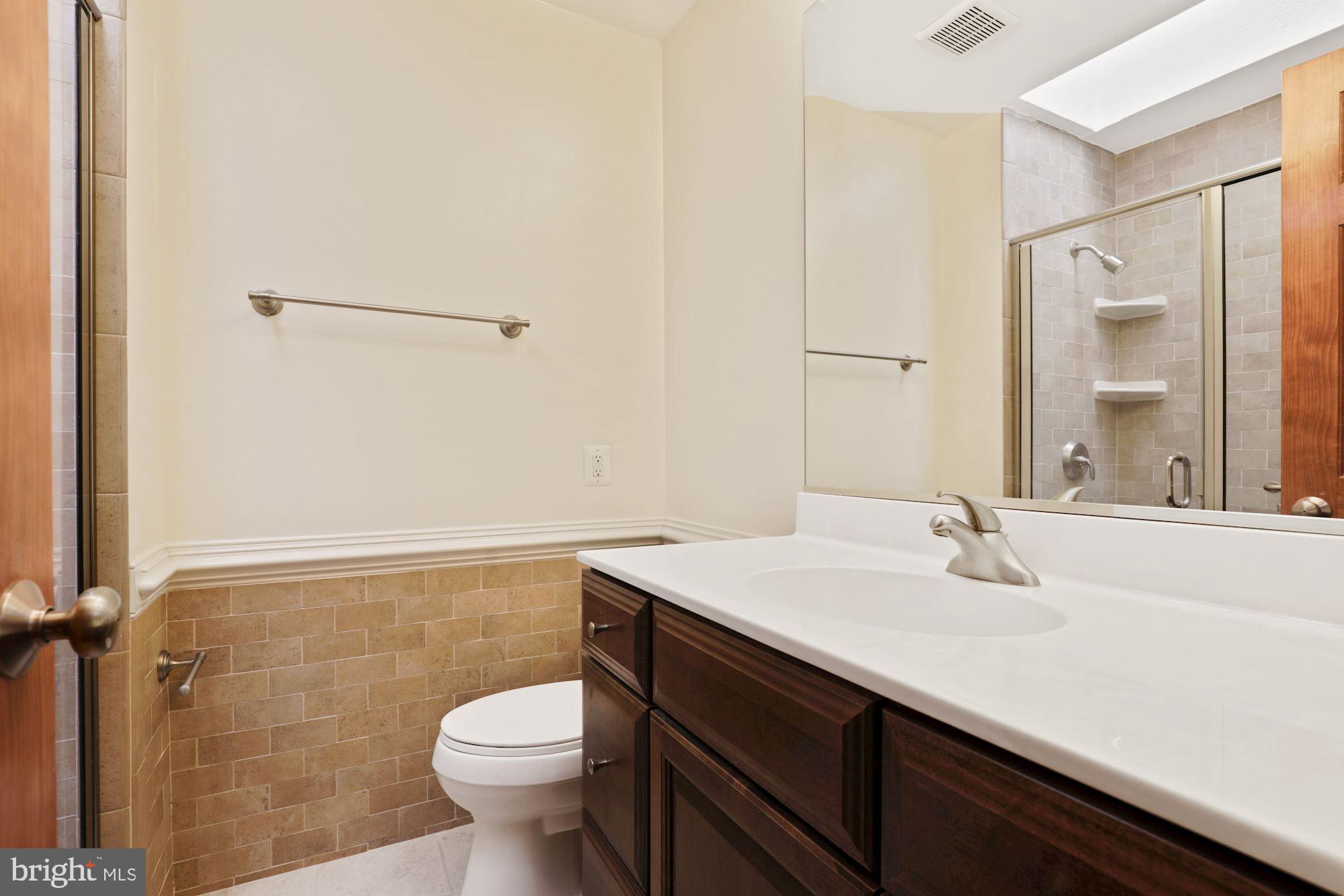 RESTON - Residential Lease