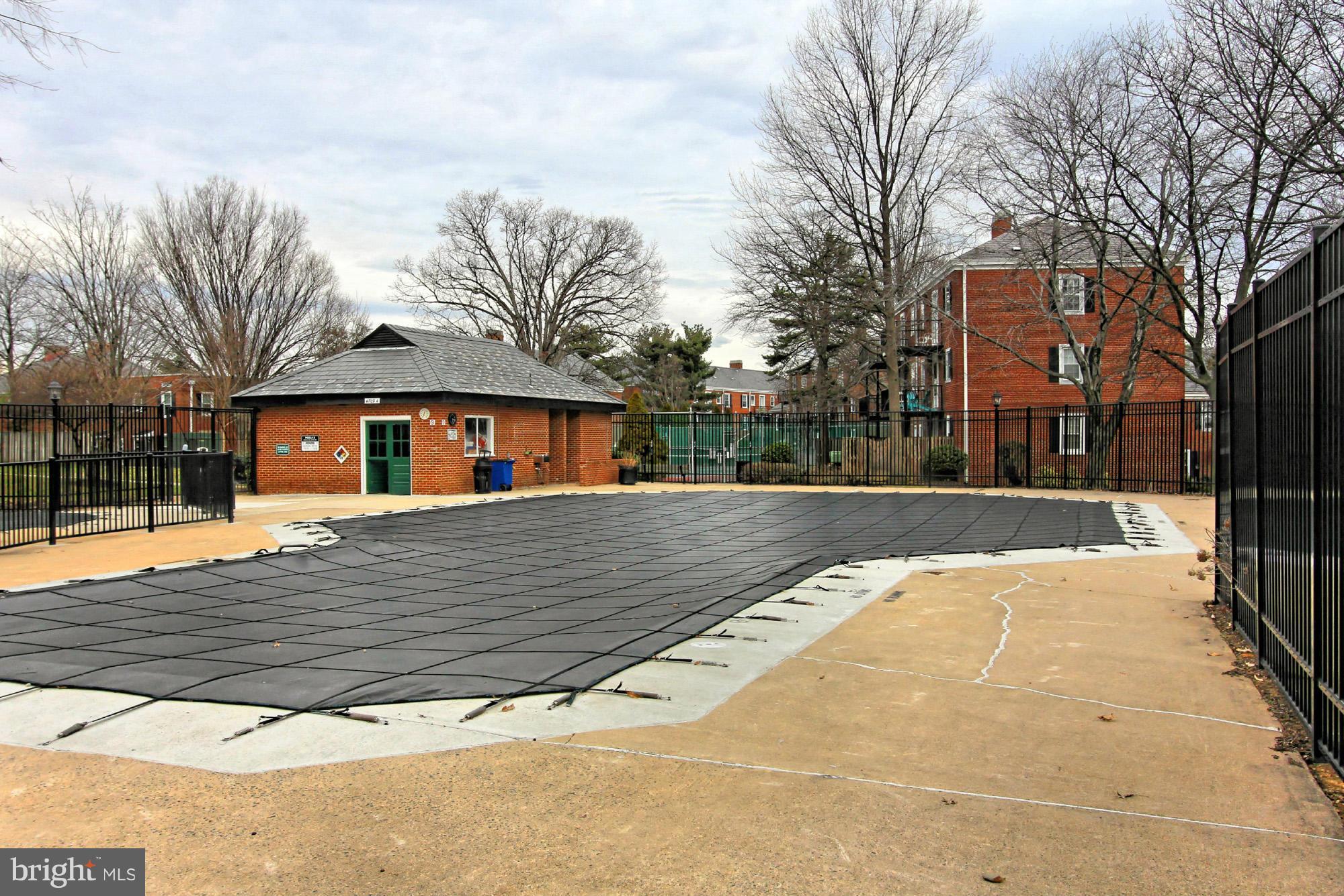 FAIRLINGTON VILLAGES - Residential Lease