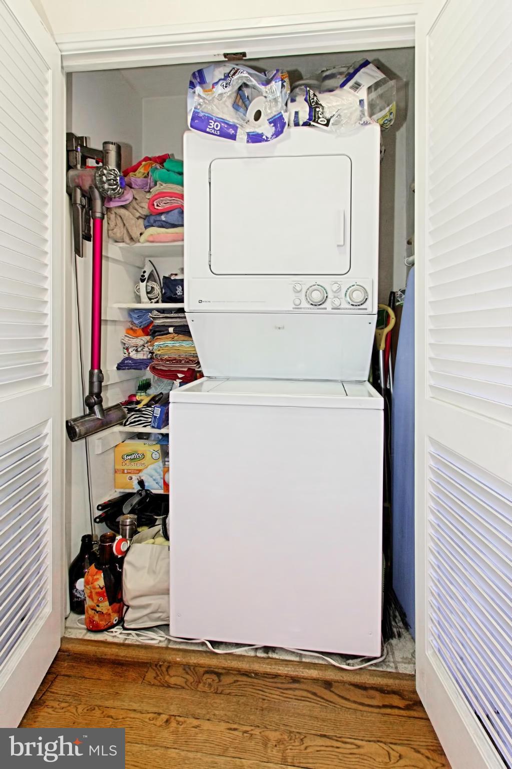 FAIRLINGTON VILLAGES - Residential Lease