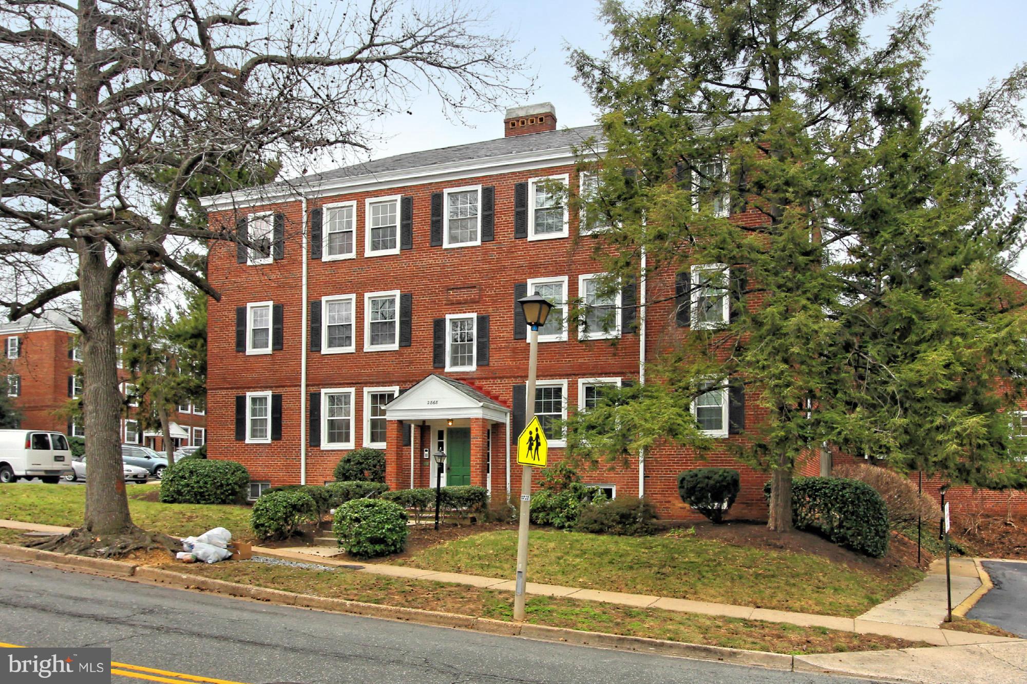 FAIRLINGTON VILLAGES - Residential Lease