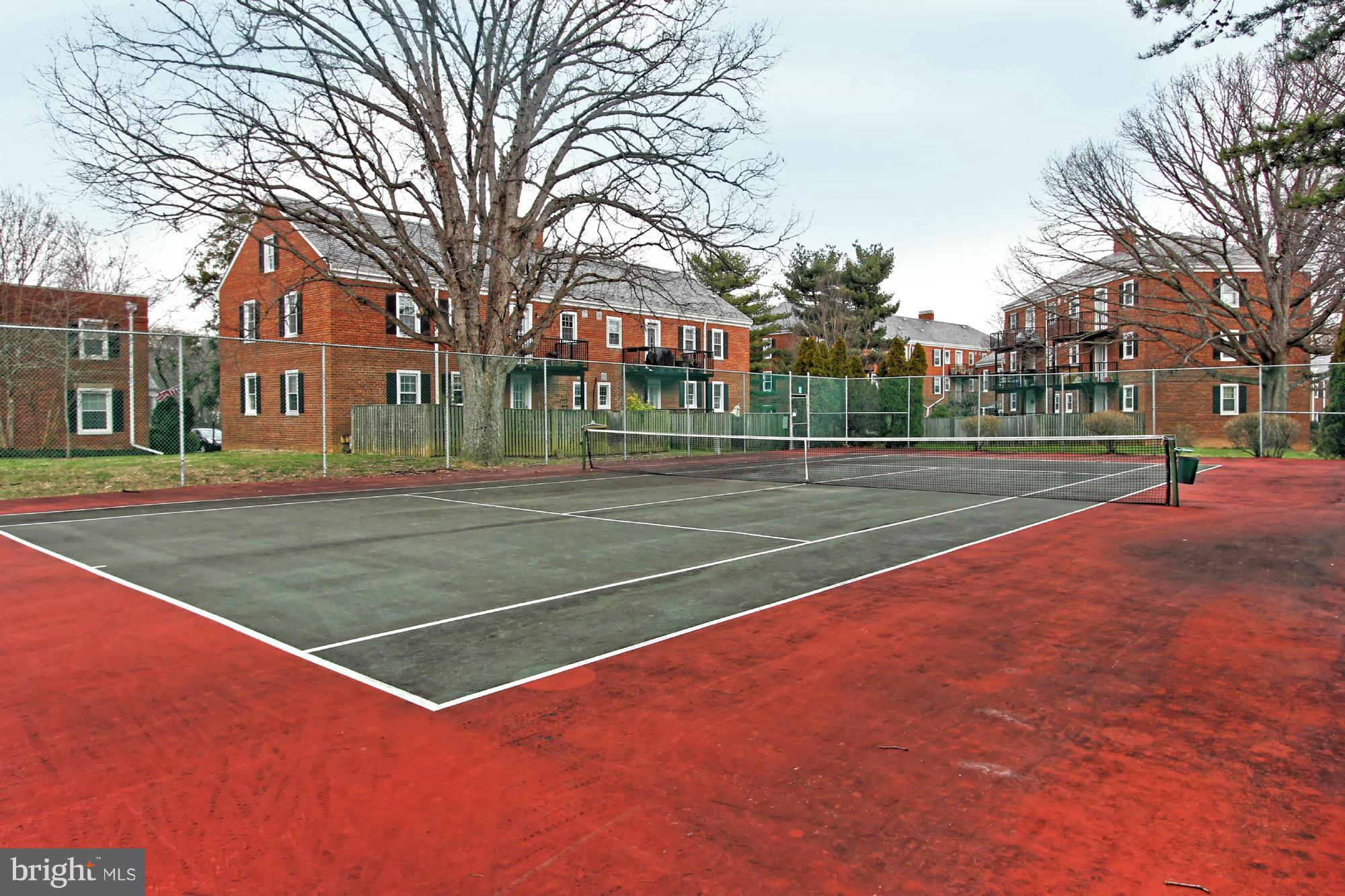 FAIRLINGTON VILLAGES - Residential Lease