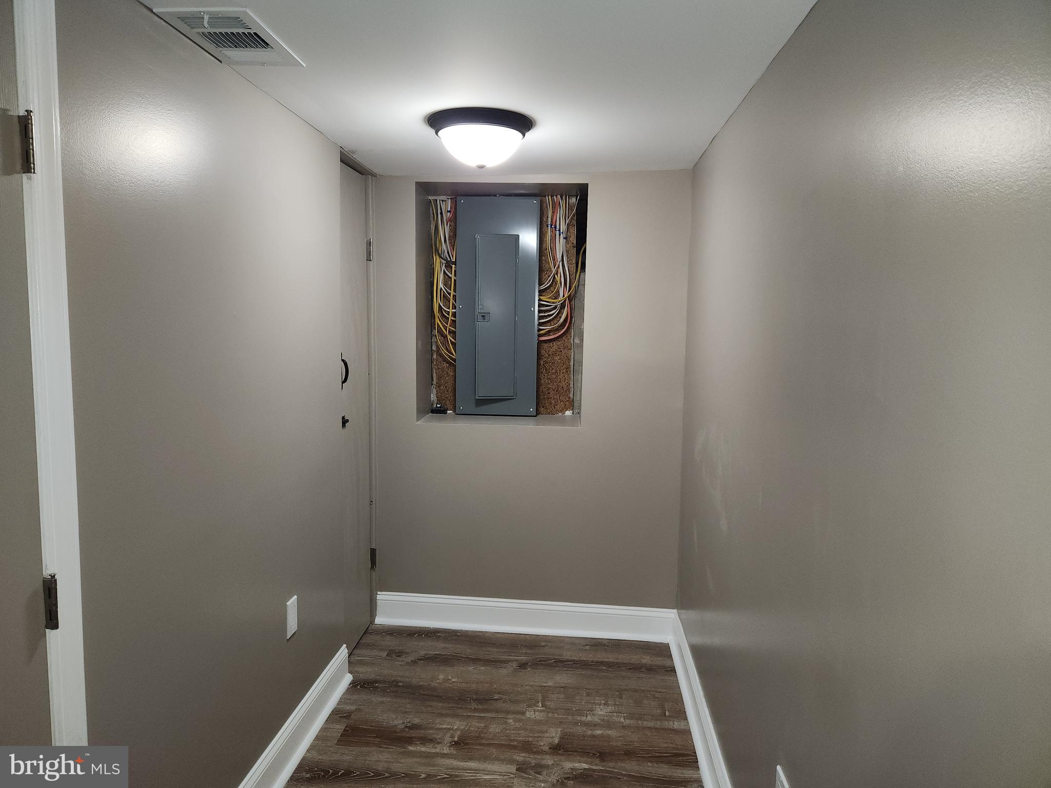 SANDTOWN-WINCHESTER - Residential