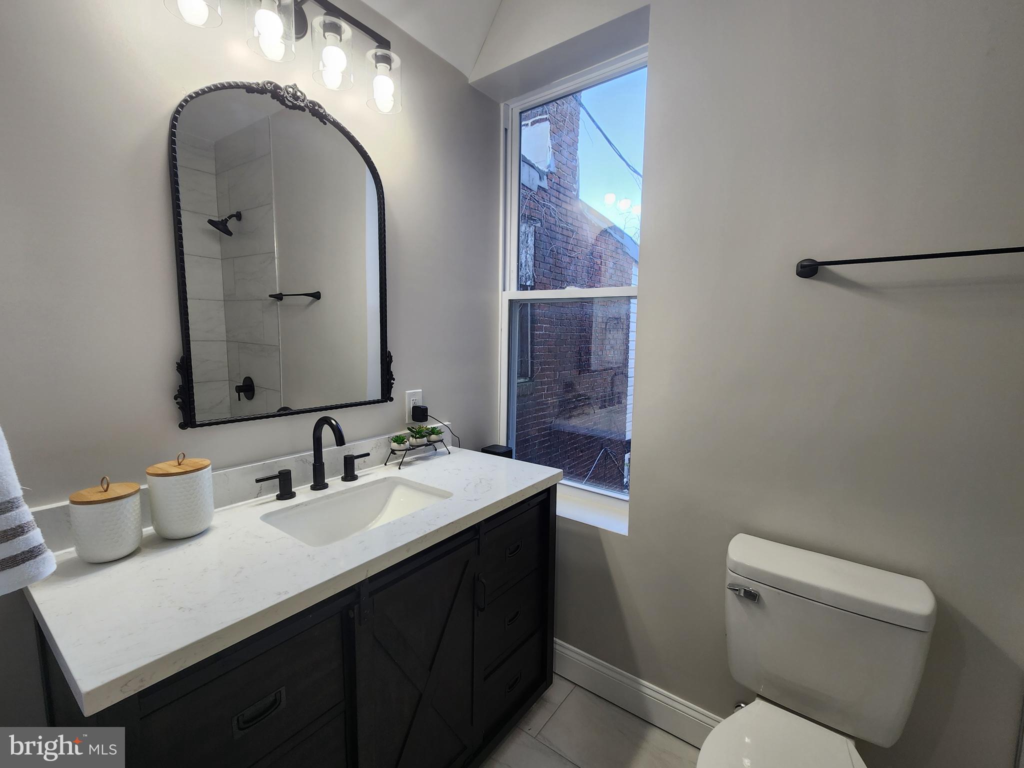 SANDTOWN-WINCHESTER - Residential