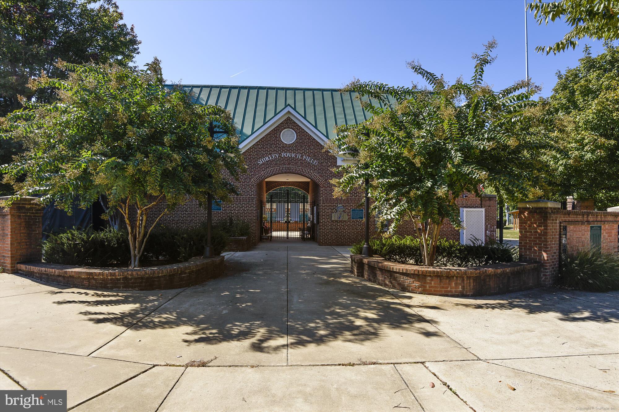 REGENCY ESTATES - Residential