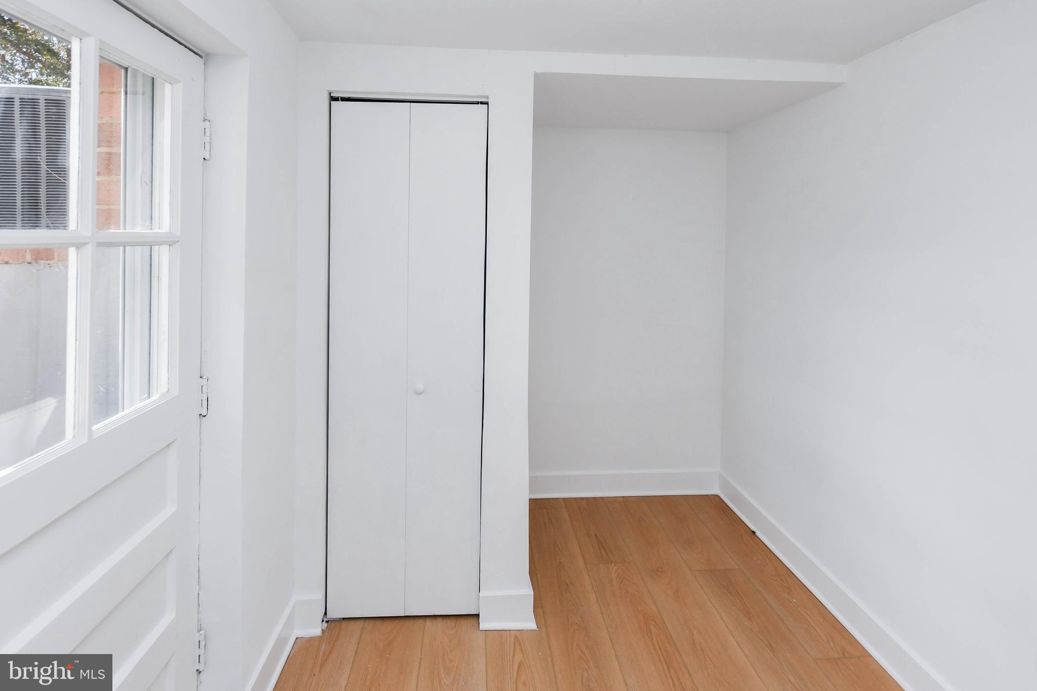 CALVERTON - Residential