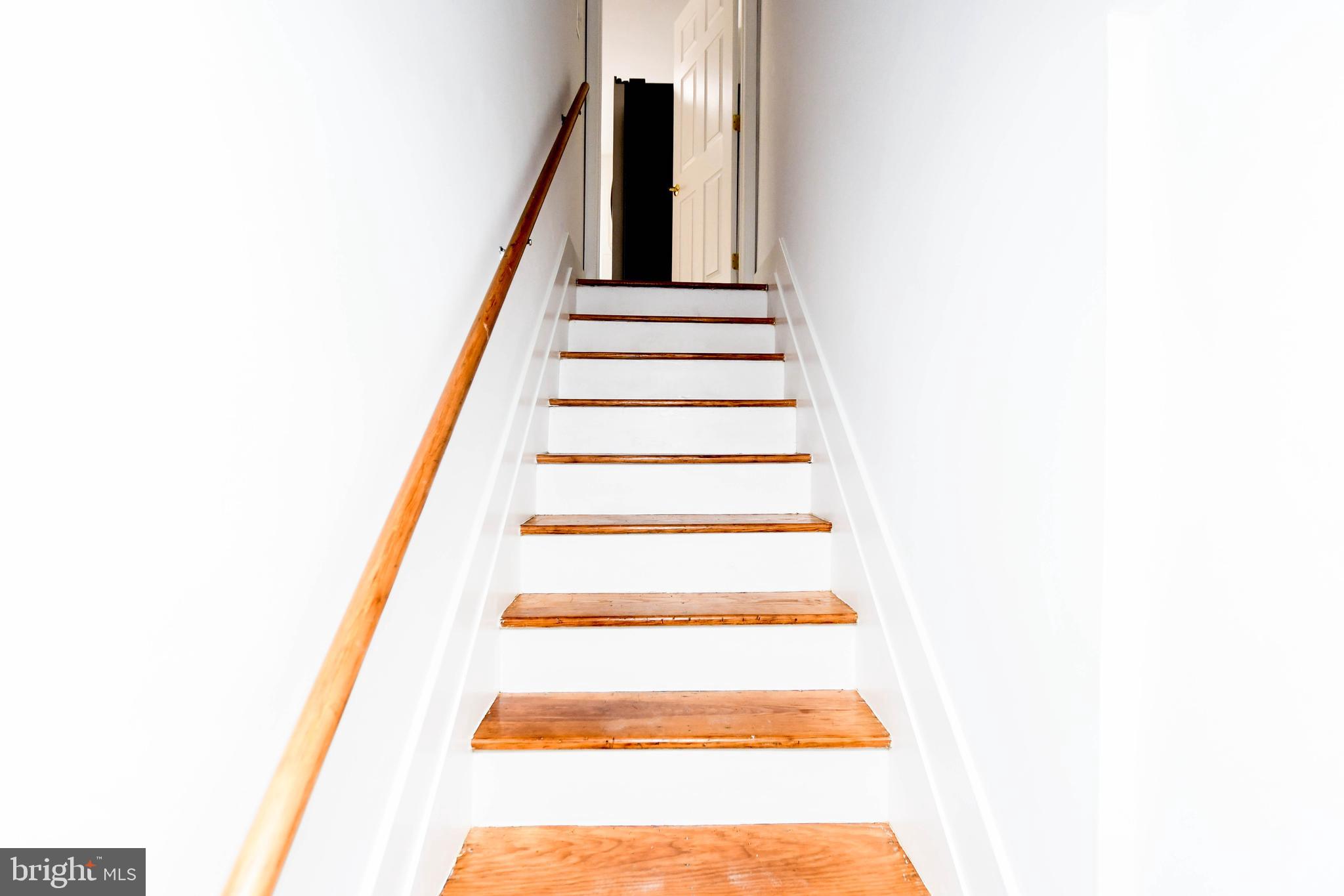 CALVERTON - Residential