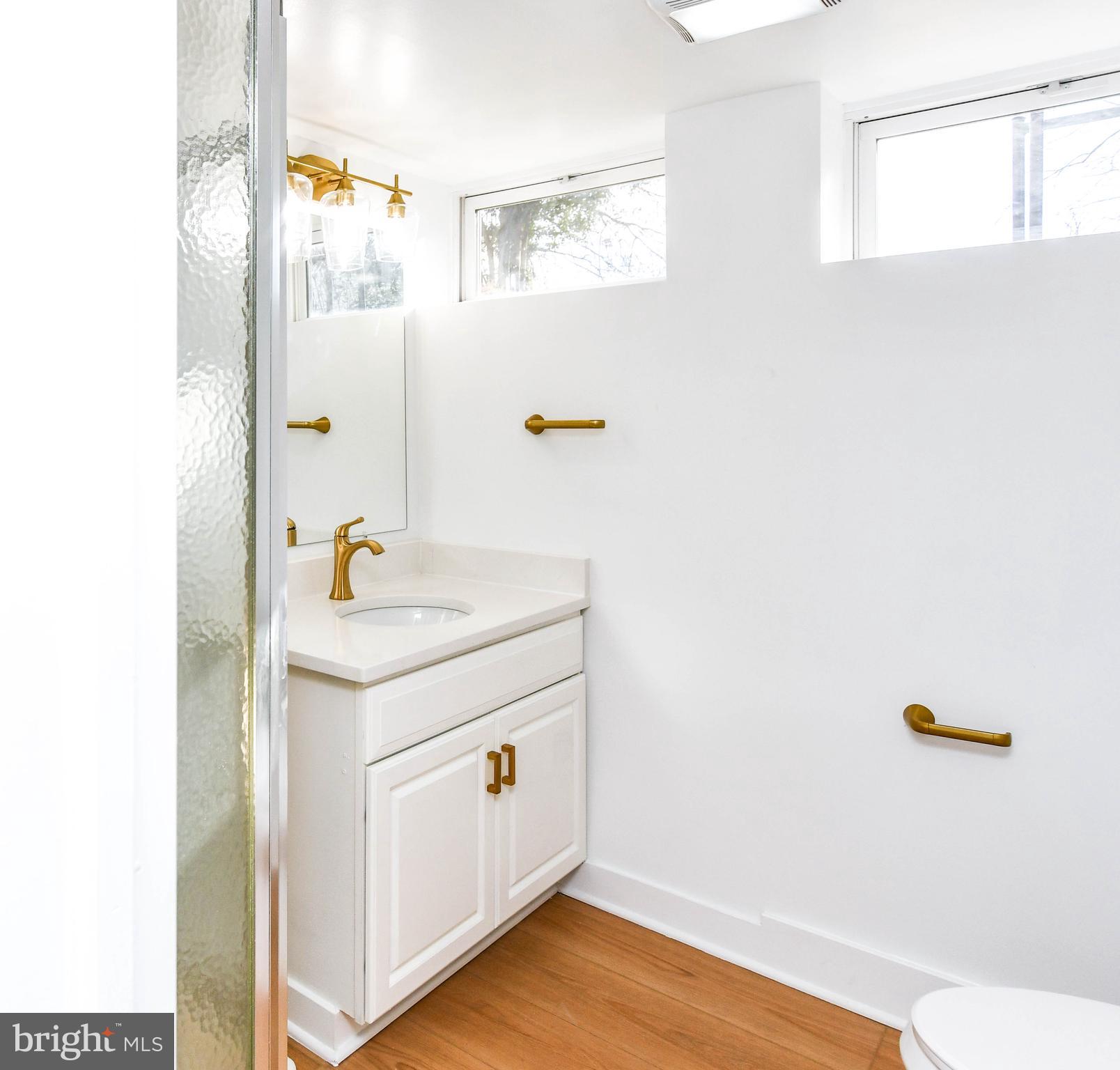 CALVERTON - Residential