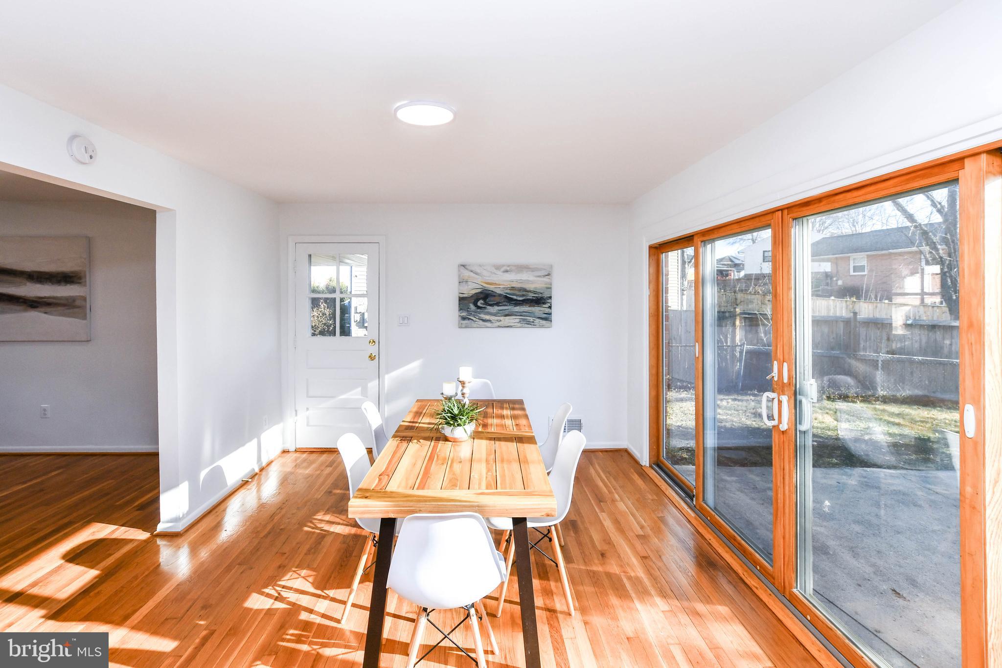 CALVERTON - Residential