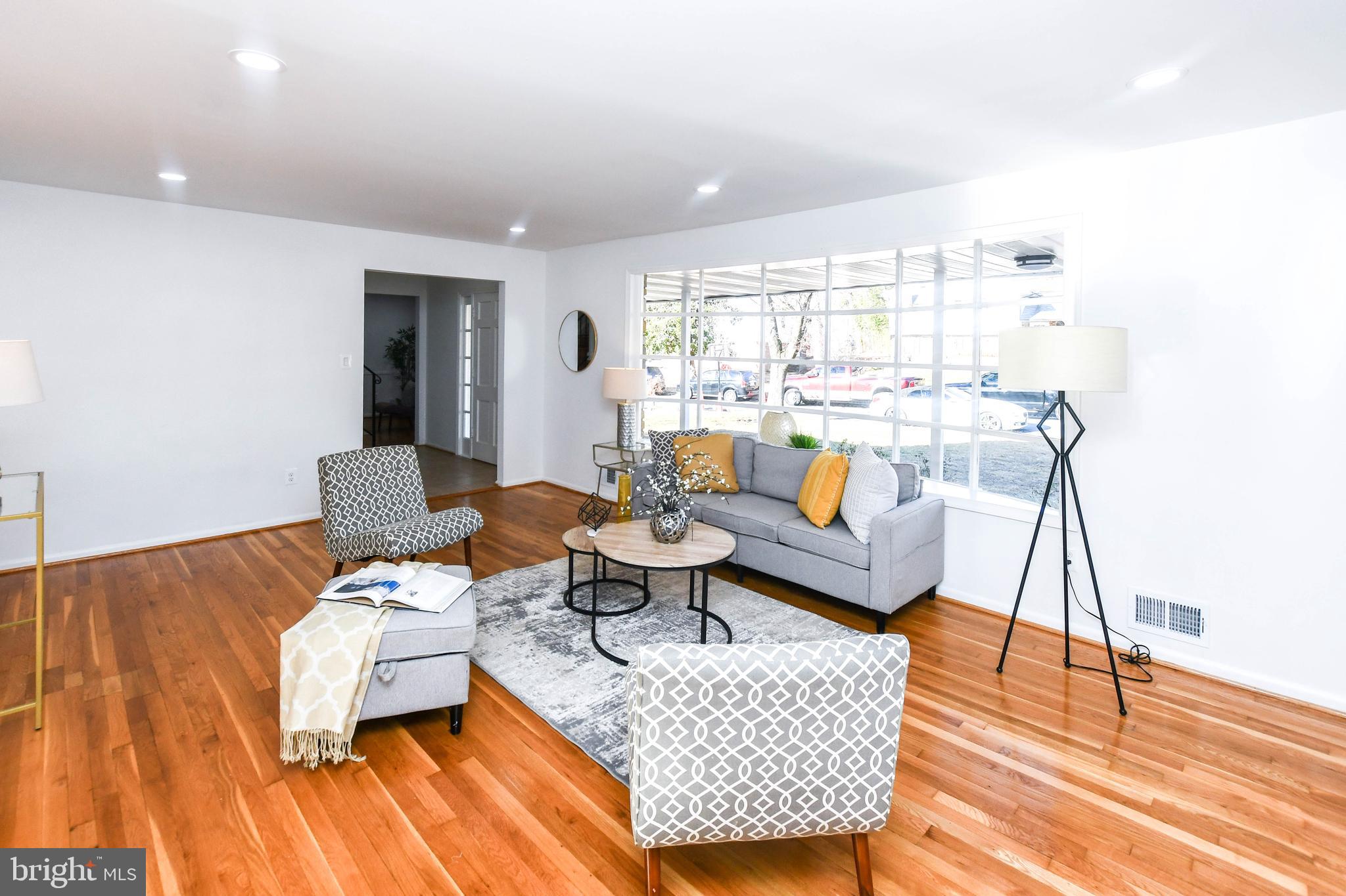 CALVERTON - Residential