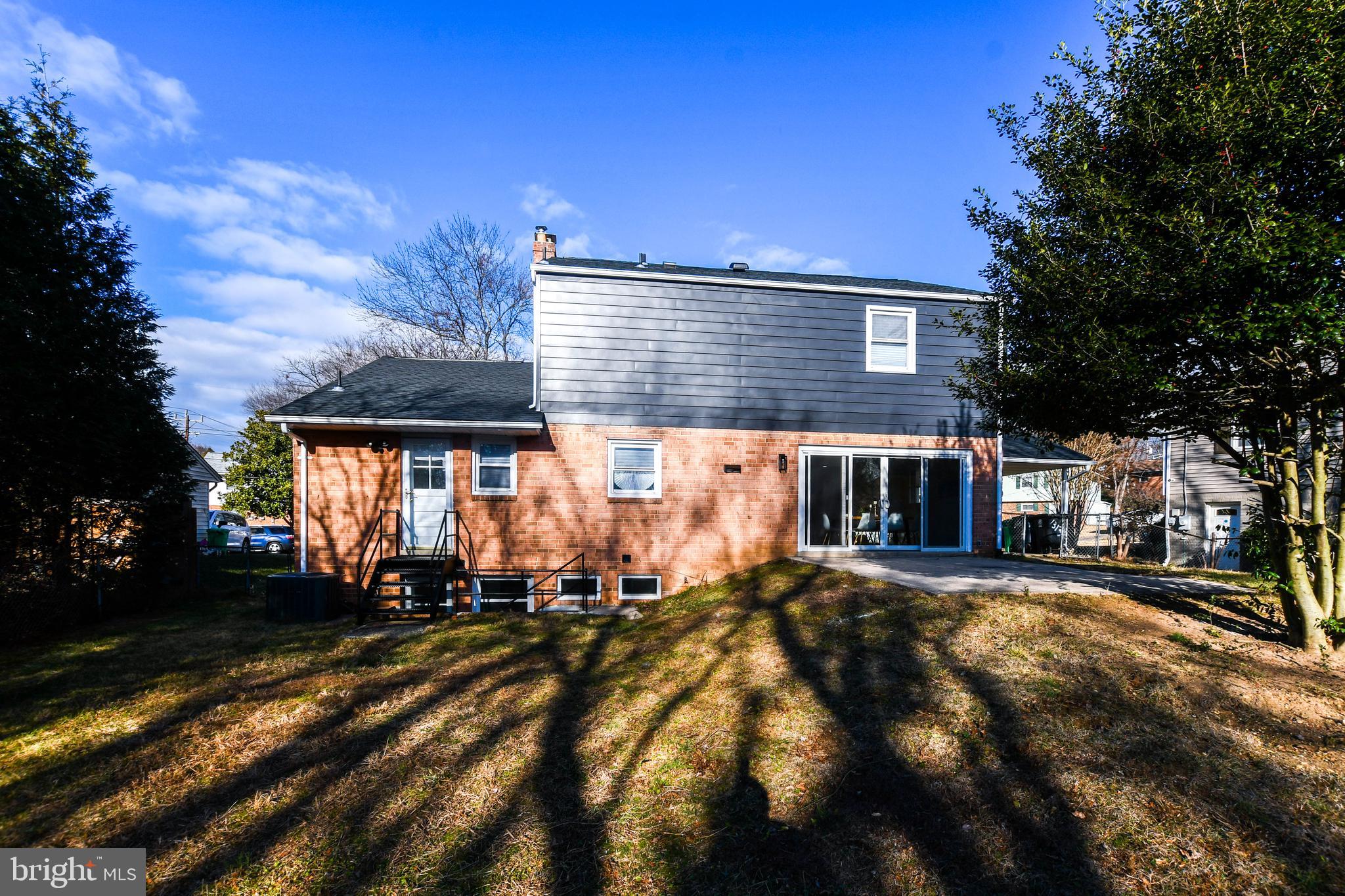 CALVERTON - Residential