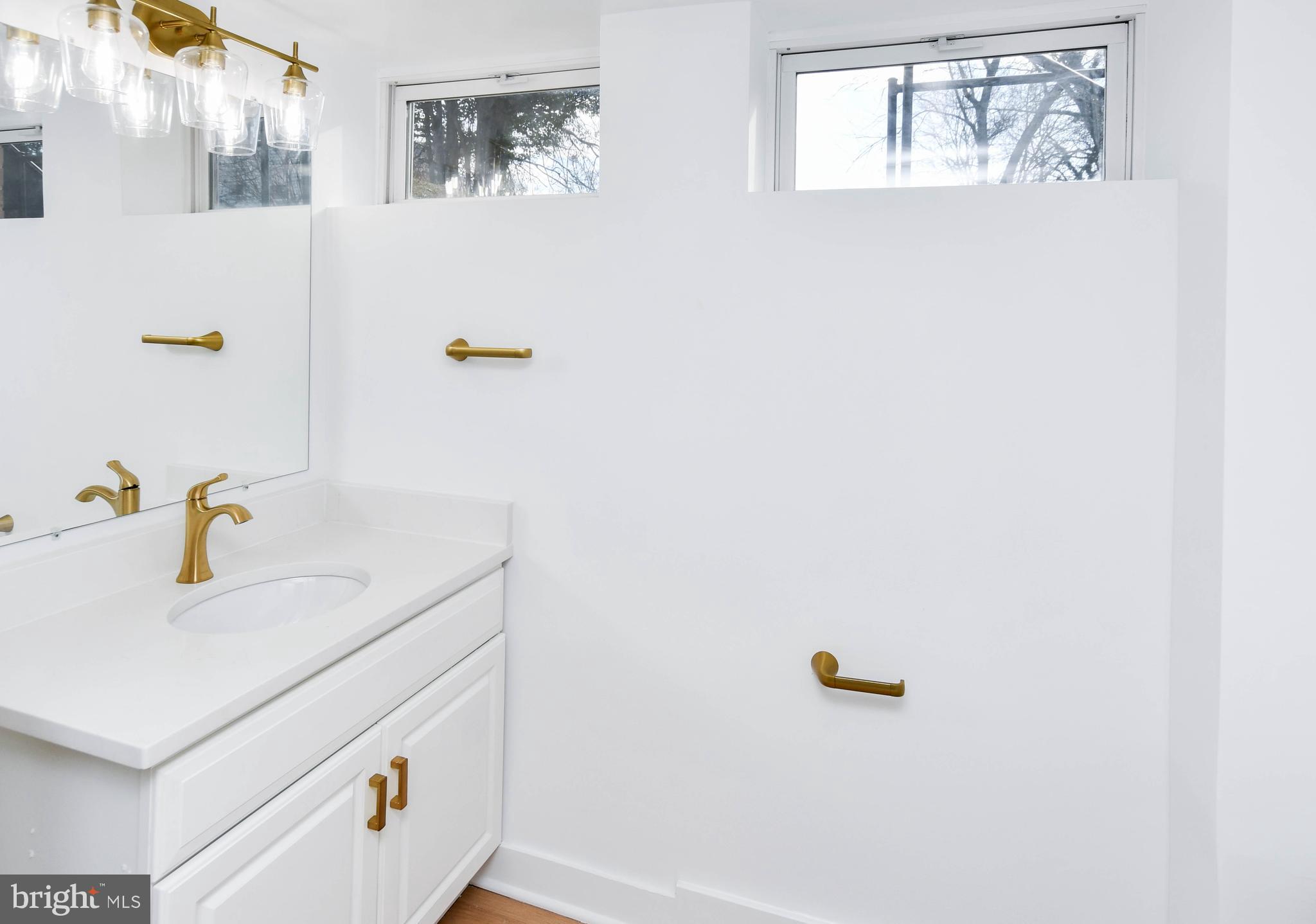 CALVERTON - Residential