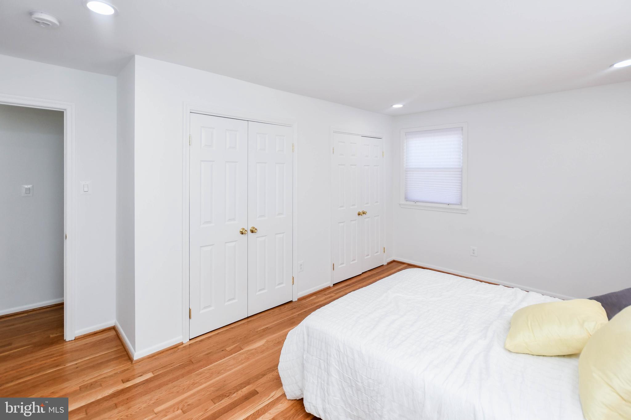 CALVERTON - Residential