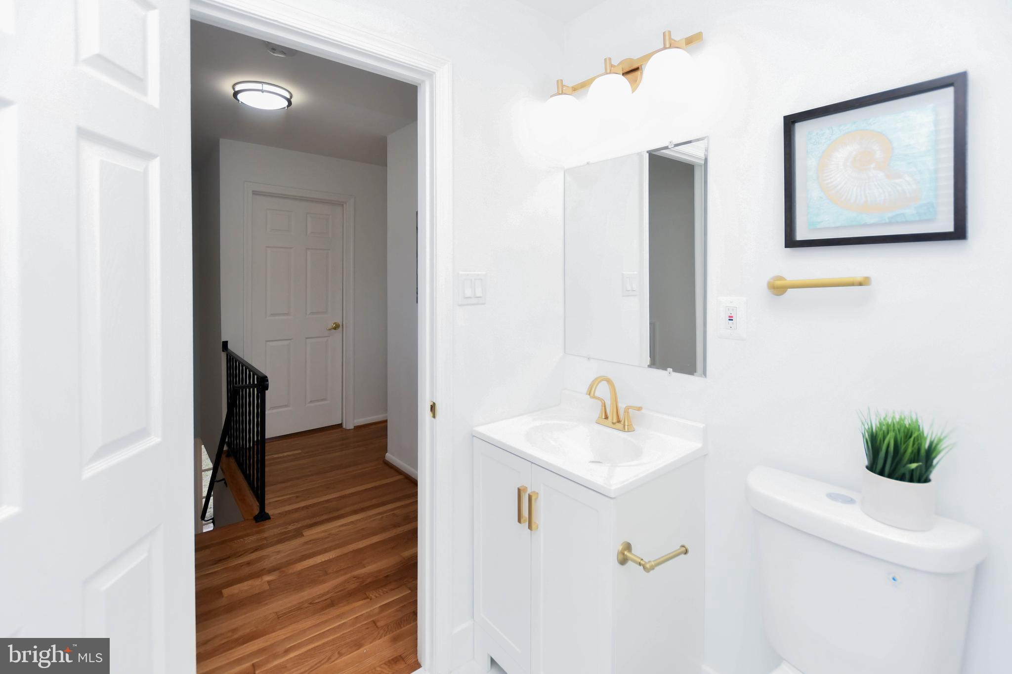 CALVERTON - Residential