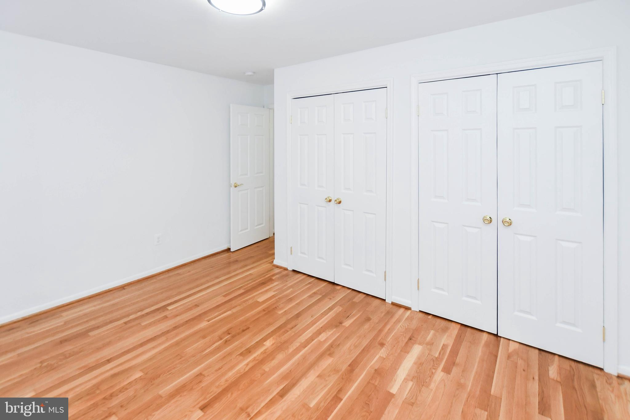 CALVERTON - Residential