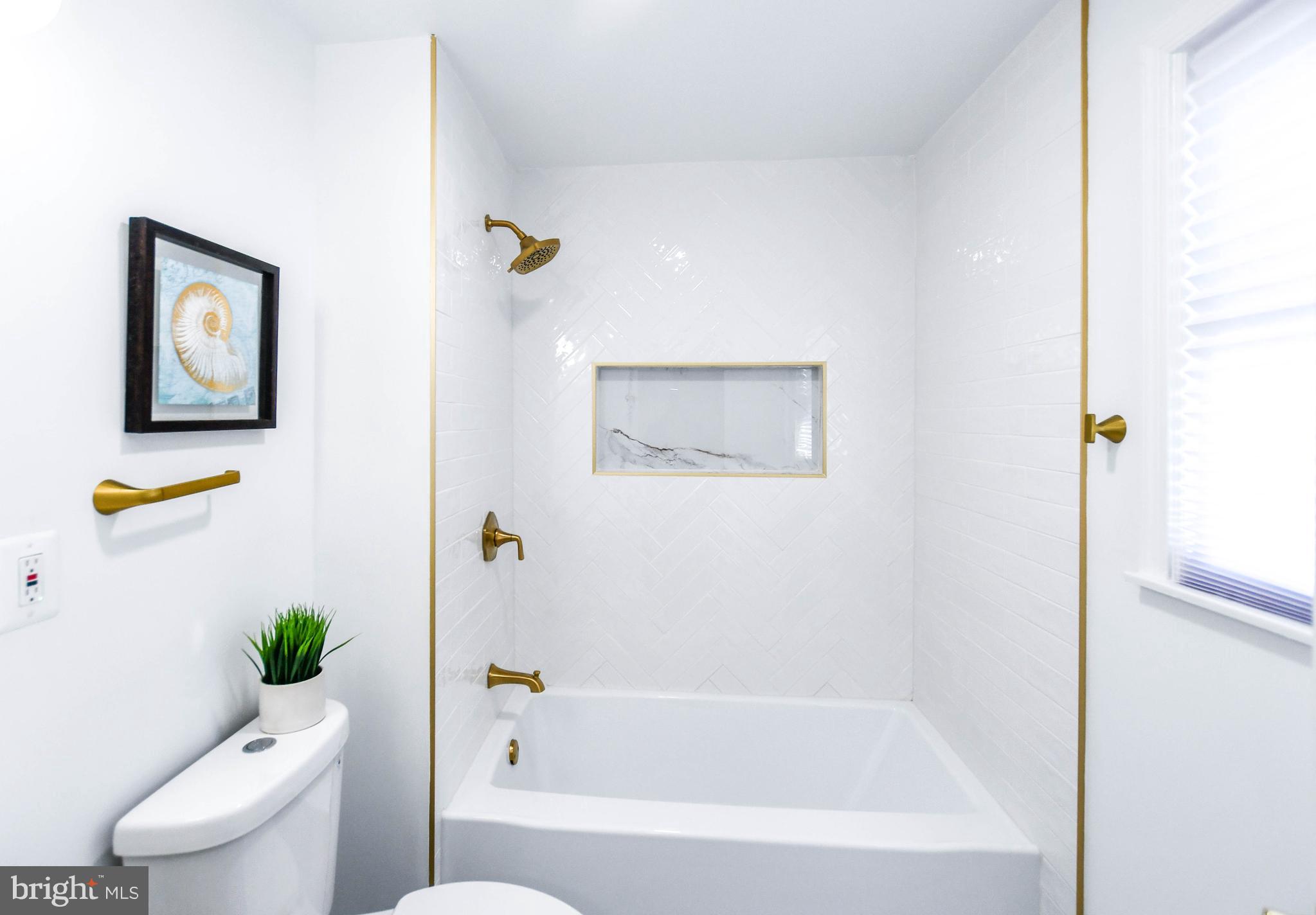 CALVERTON - Residential