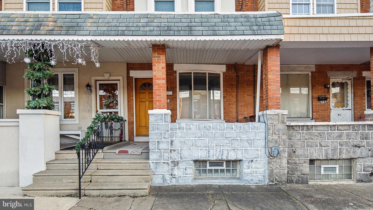 PHILADELPHIA - Residential