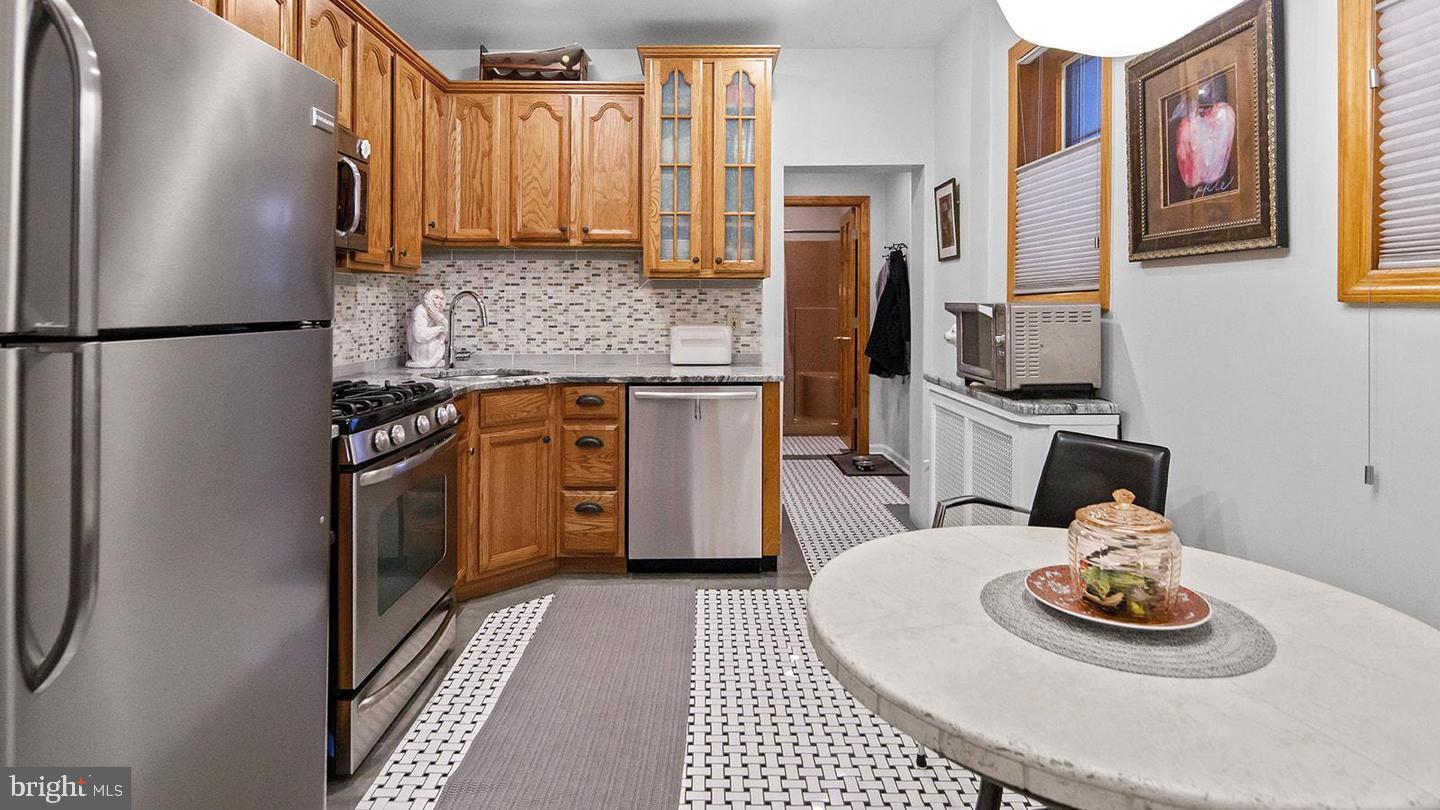 PHILADELPHIA - Residential