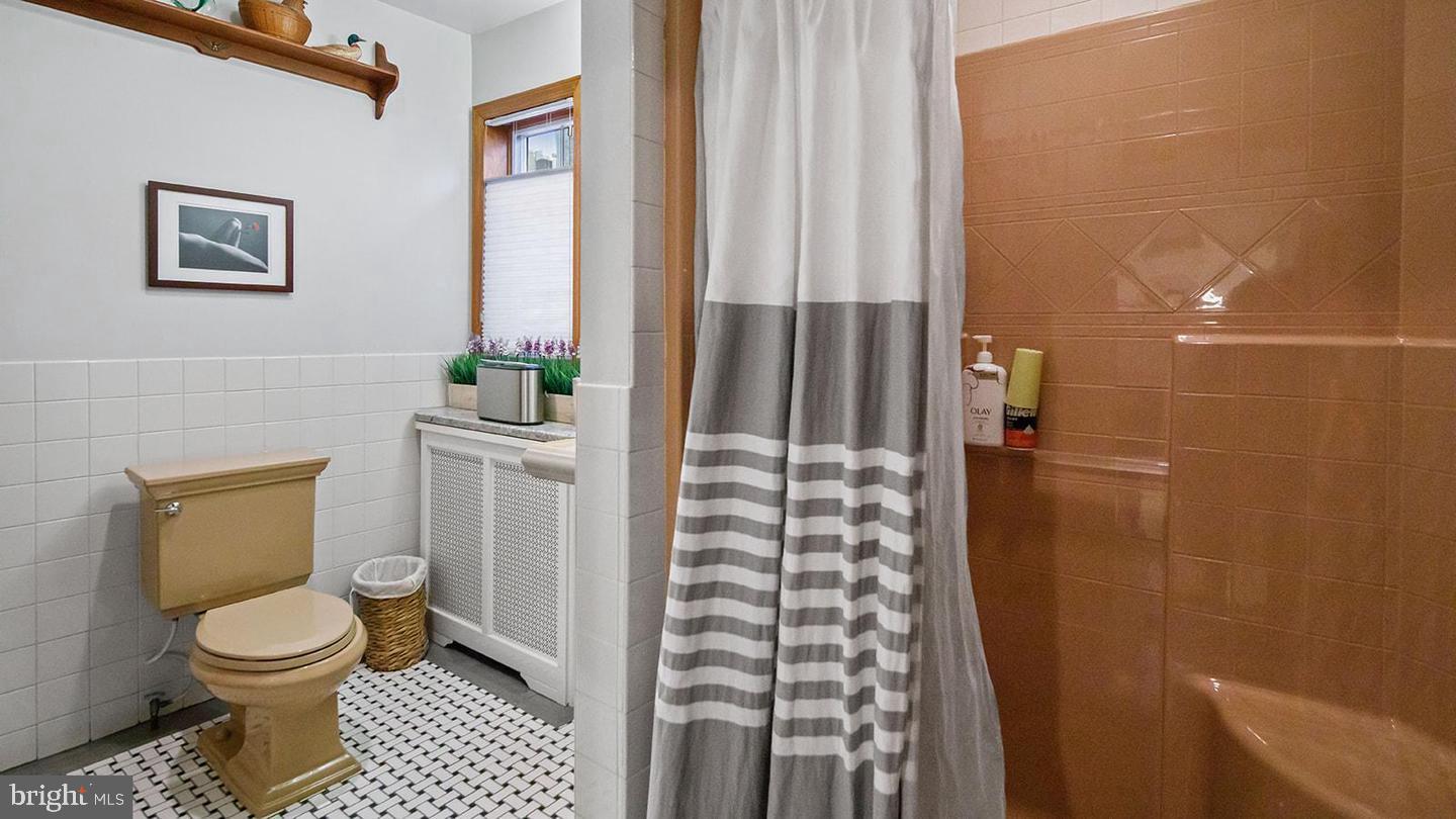 PHILADELPHIA - Residential