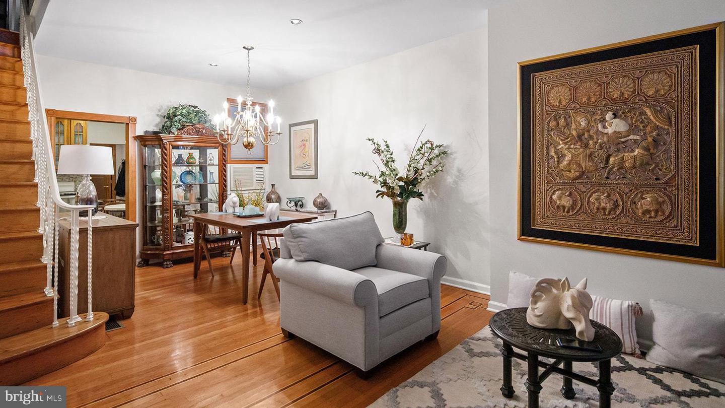 PHILADELPHIA - Residential